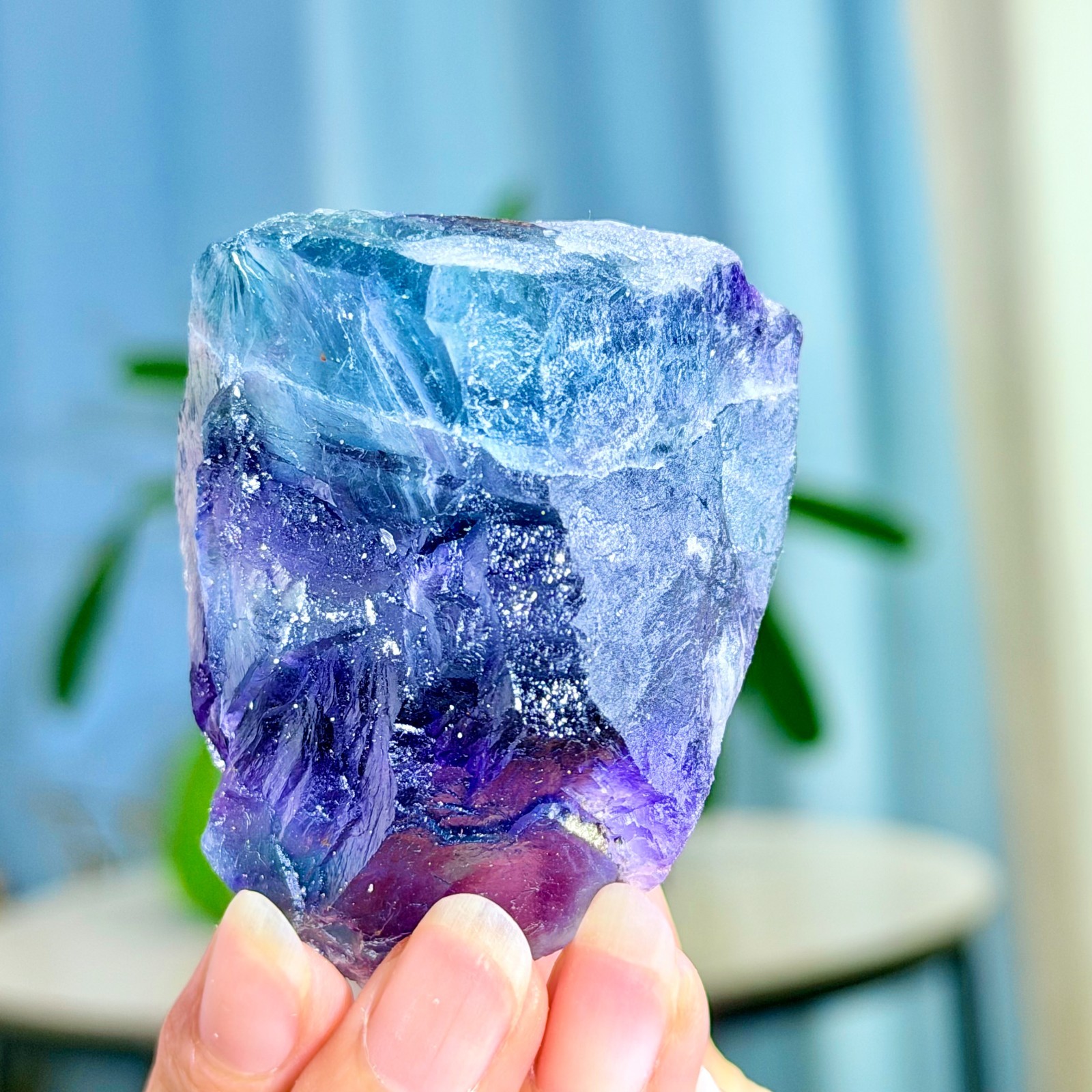 216G Rare transparent purple cubic fluorite mineral crystal sample/China
