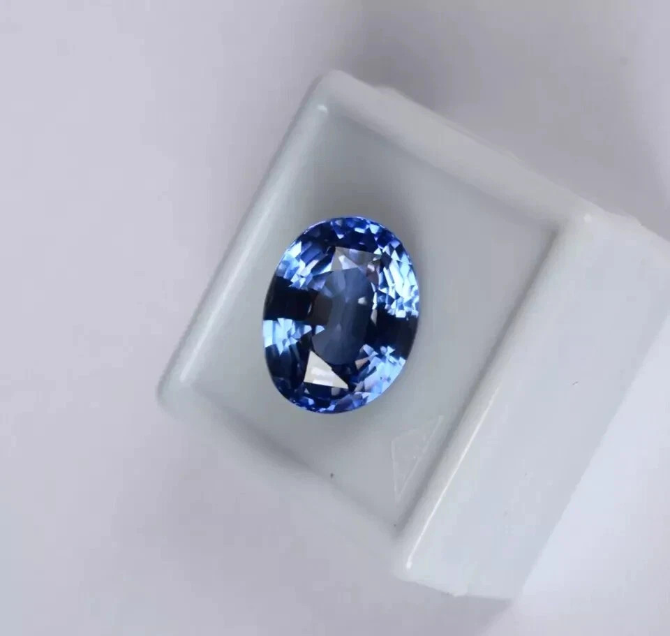 Flawless 7.7 Ct+Ceylon Natural Blue Sapphire Oval Cut Certified Loose Gemstone