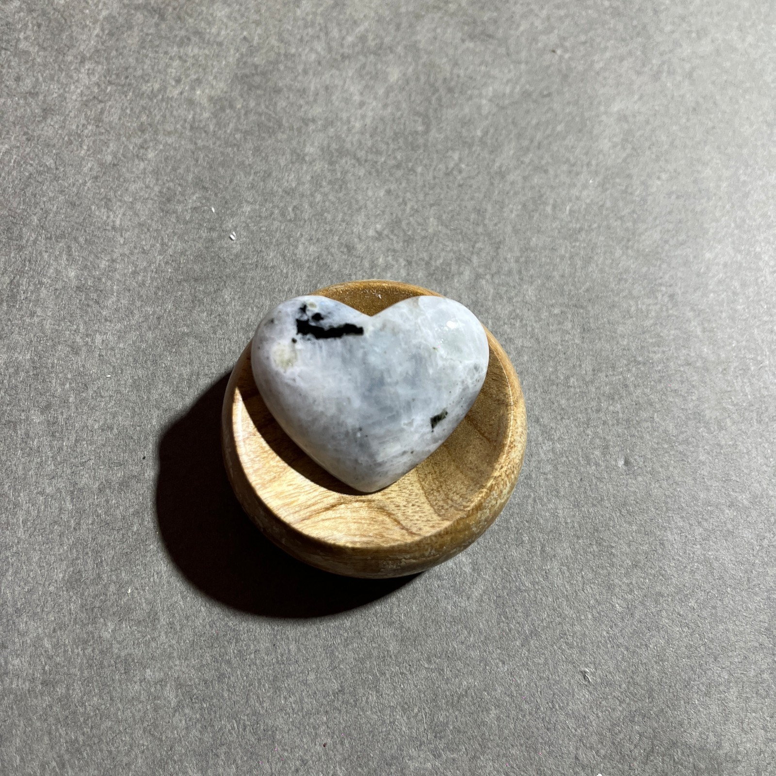 Genuine Rainbow Moonstone Heart Pocket Crystal Blue Flash 25g 38x32mm