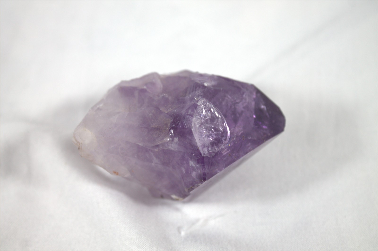 Amethyst Crystal Point 113.6 grams Great Display Specimen gems stones
