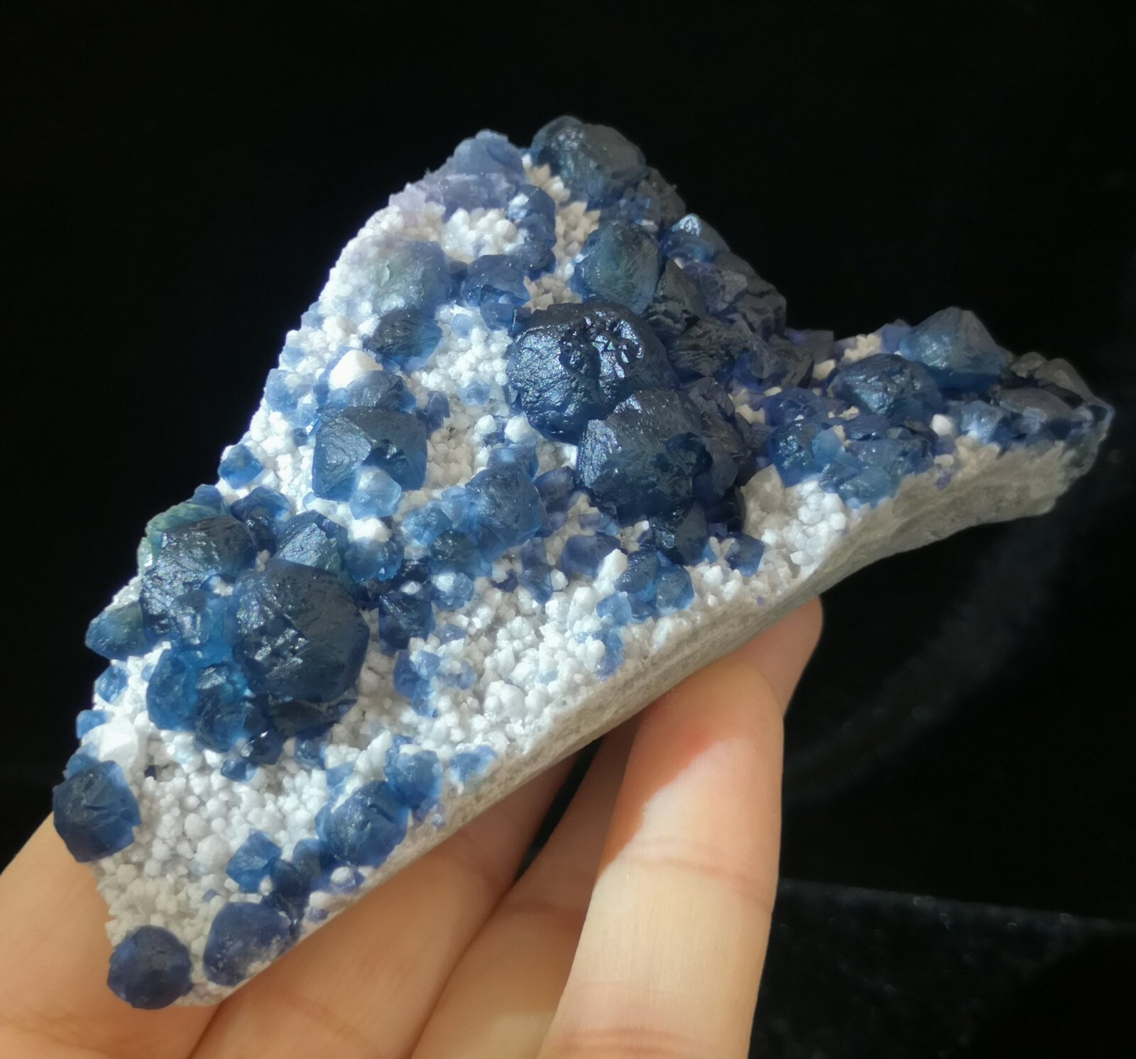 100mm 191g Beautiful Indigo Blue Fluorite on Quartz from Inner Mongolia