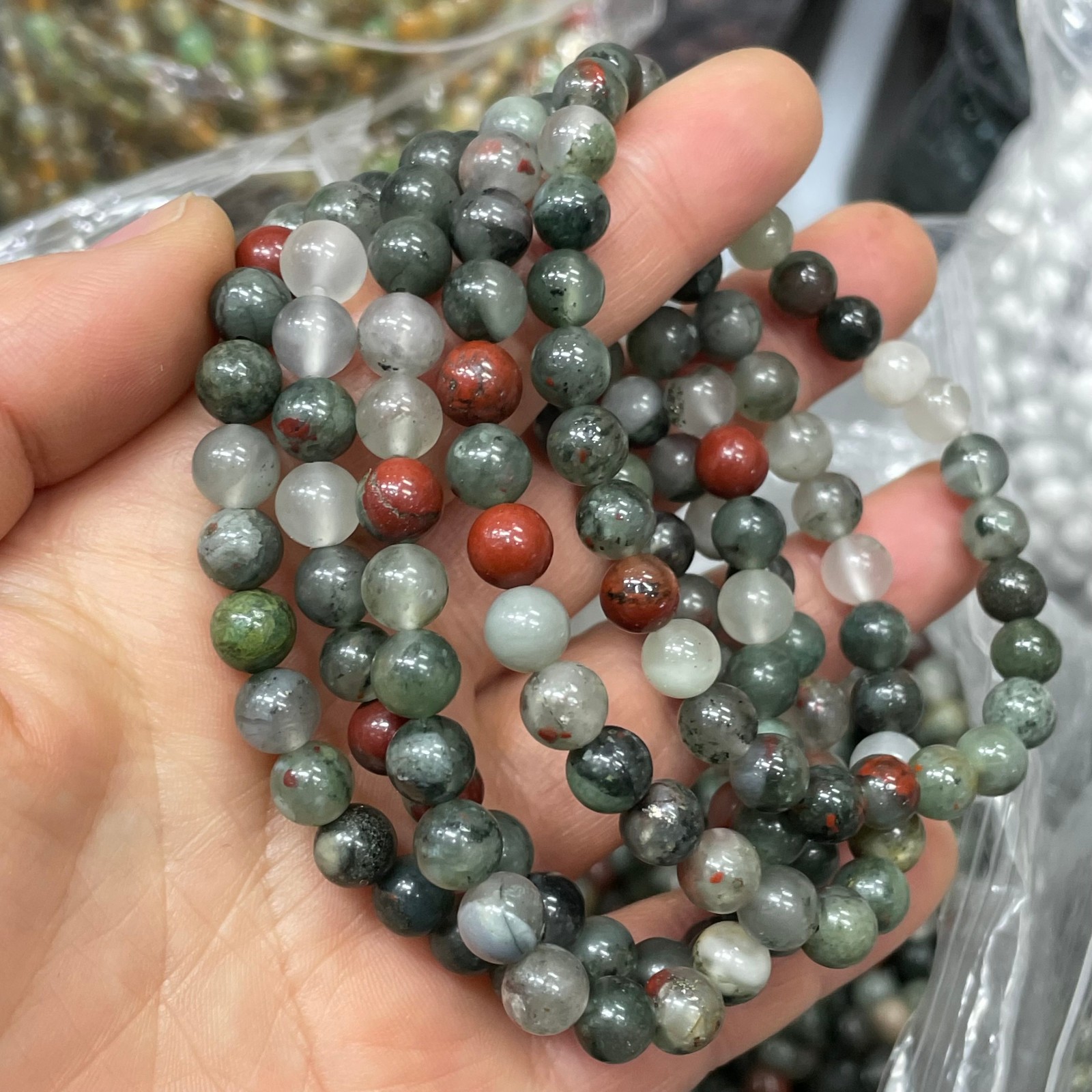 10pc 8mm Natural AfricanBlood Bead Bracelet Reiki CrystalQuartz Healing Decorate