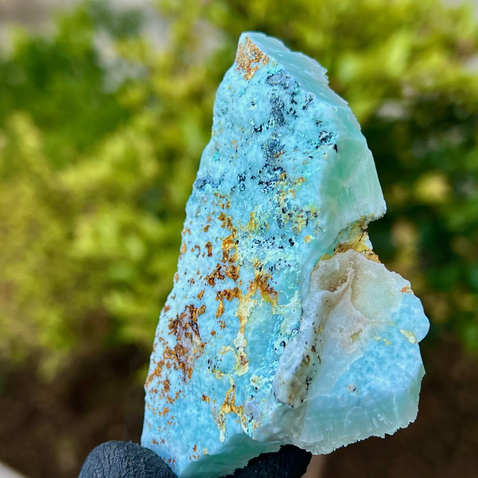 104g Natural beautiful blue texture stone mineral sample quartz crystal