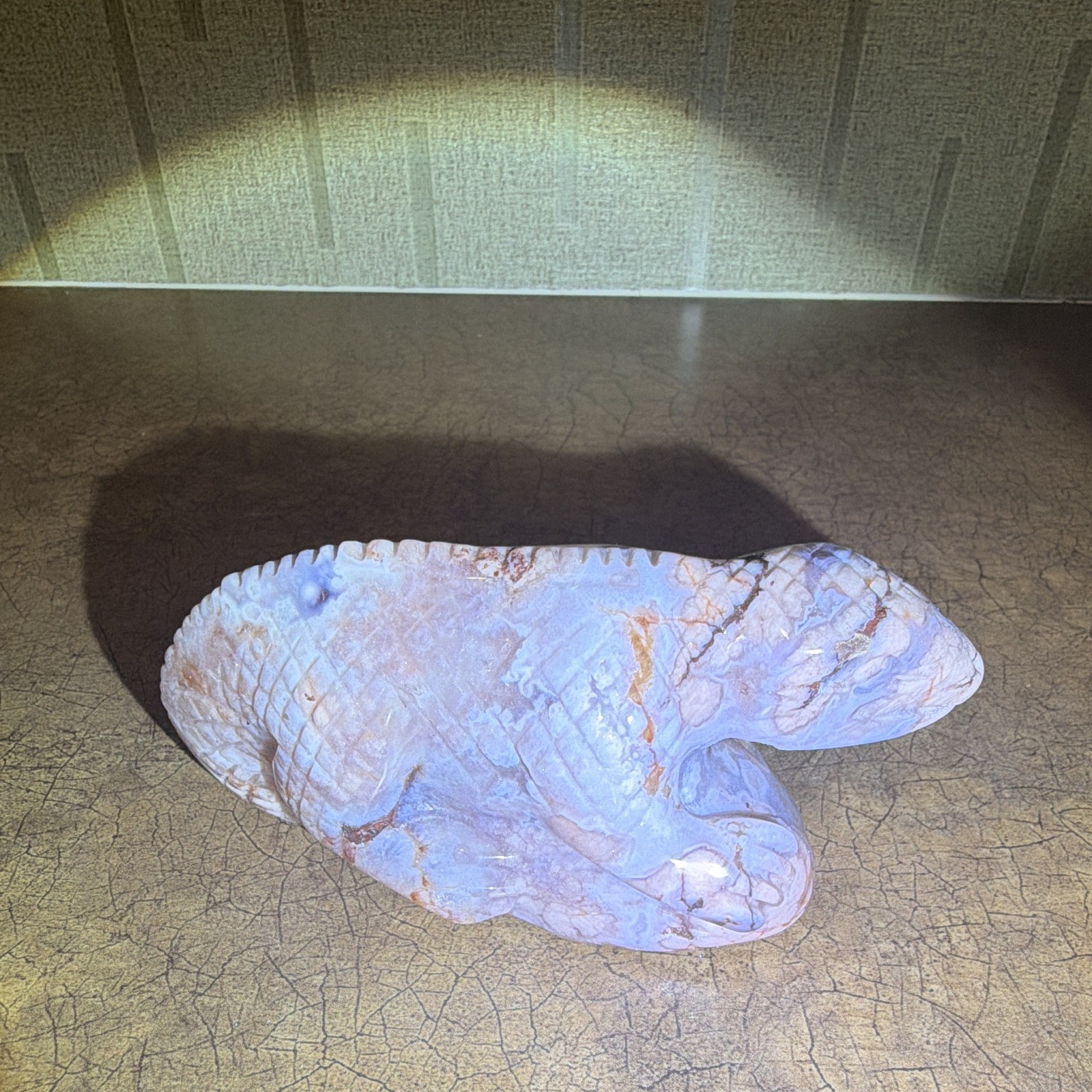 Natural agate crystal cave quartz lizard crystal hand carved-