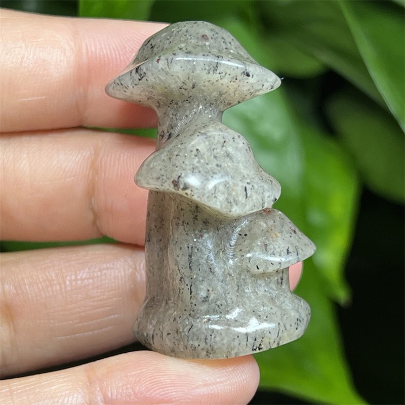 1pc Natural white Phantom Mushroom Skull gem Quartz Crystal Skull Random 1.5″