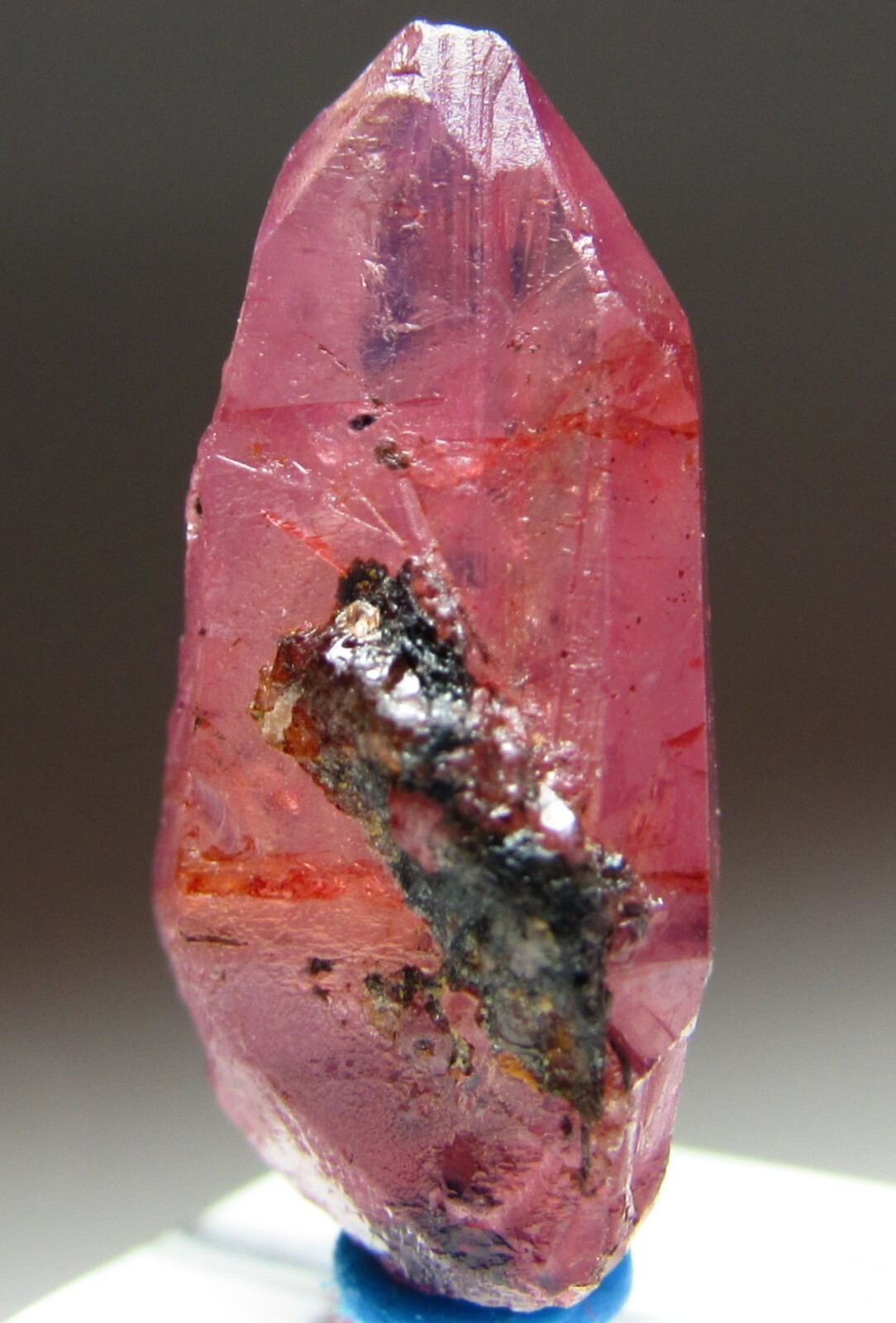EXTRAVAGANT FINE DOUBLE TERMINATED GEM CLEAR RUBY CRYSTAL!!! WINZA TANZANIA