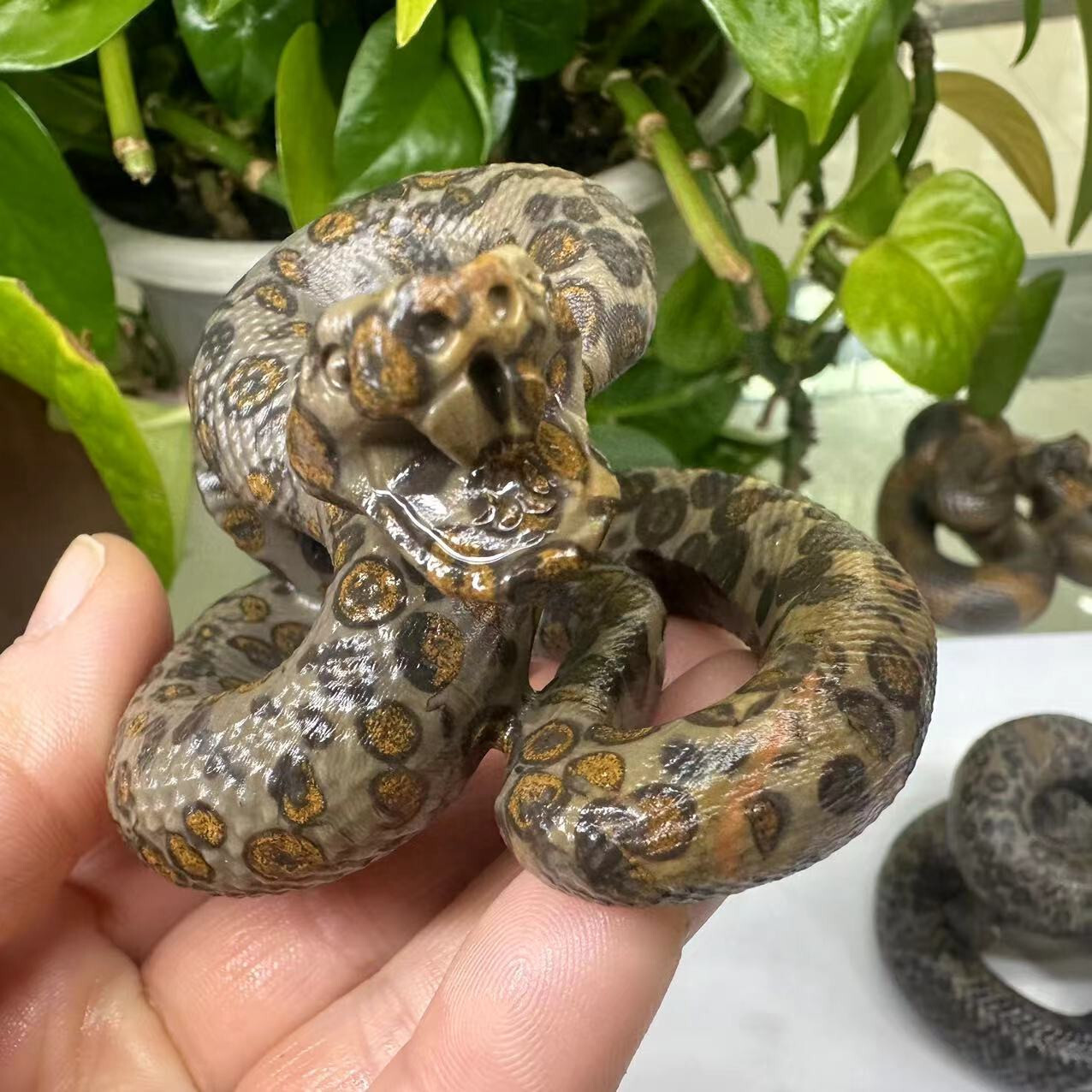 1pc Natural Quartz hand carved snake Crystal reiki healing decor gift