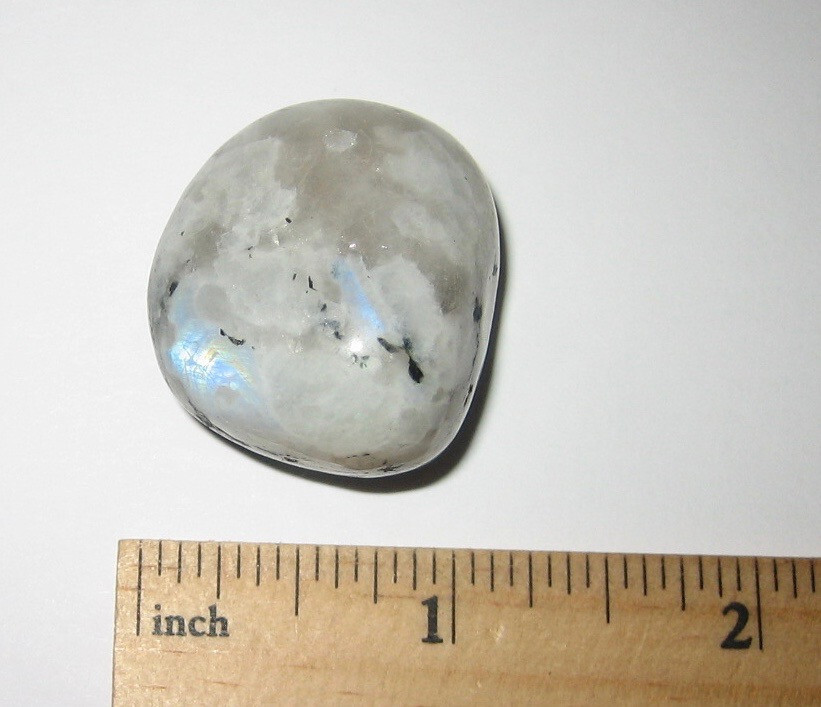 1.25″ TUMBLED POLISHED NATURAL RAINBOW MOONSTONE CRYSTAL STONE INDIA ~ 29.1g *1
