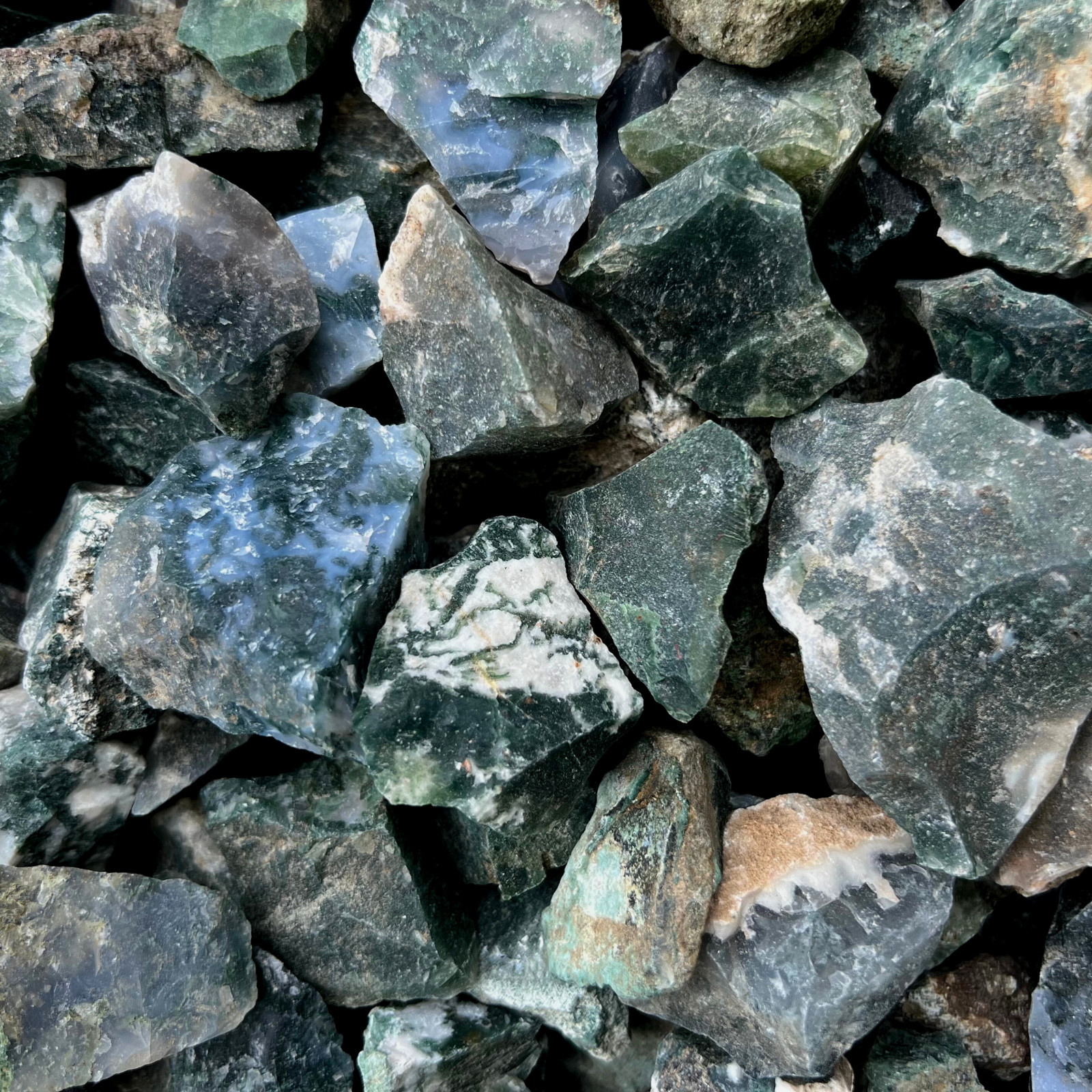 Moss Agate – Rough Rocks for Tumbling – Bulk Wholesale 1LB options