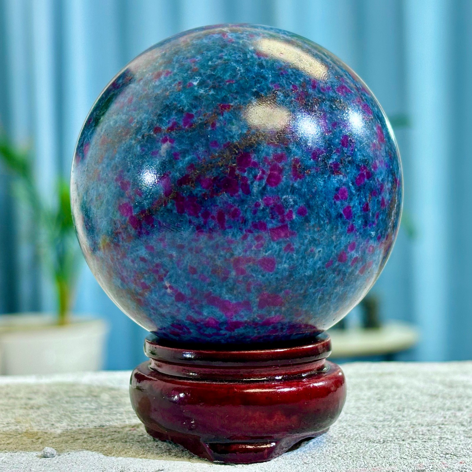 1.55LB Natural Blue Sapphire And Ruby Sphere Fluorescent Glow Under UV Light