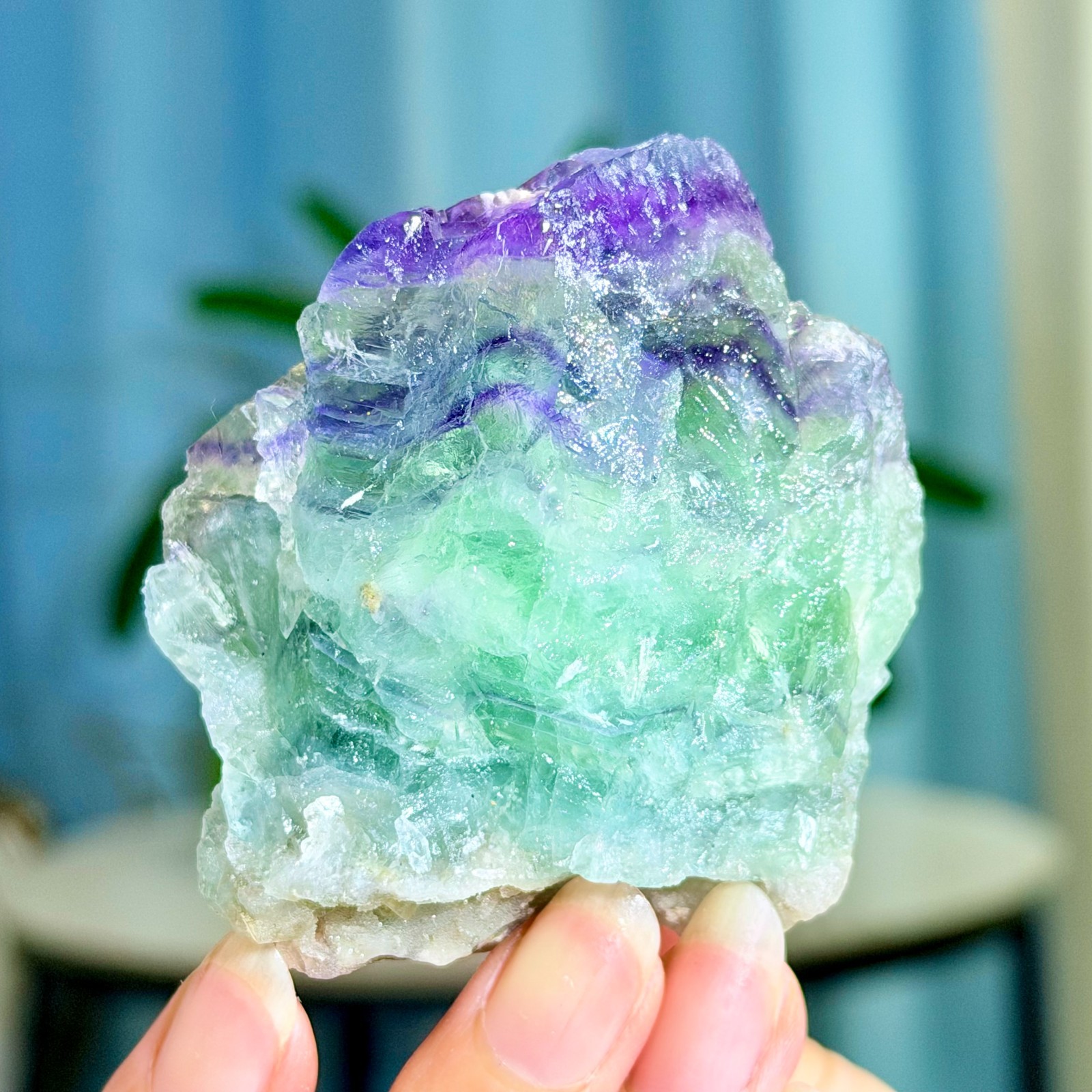 182G Rare transparent green cubic fluorite mineral crystal sample/China