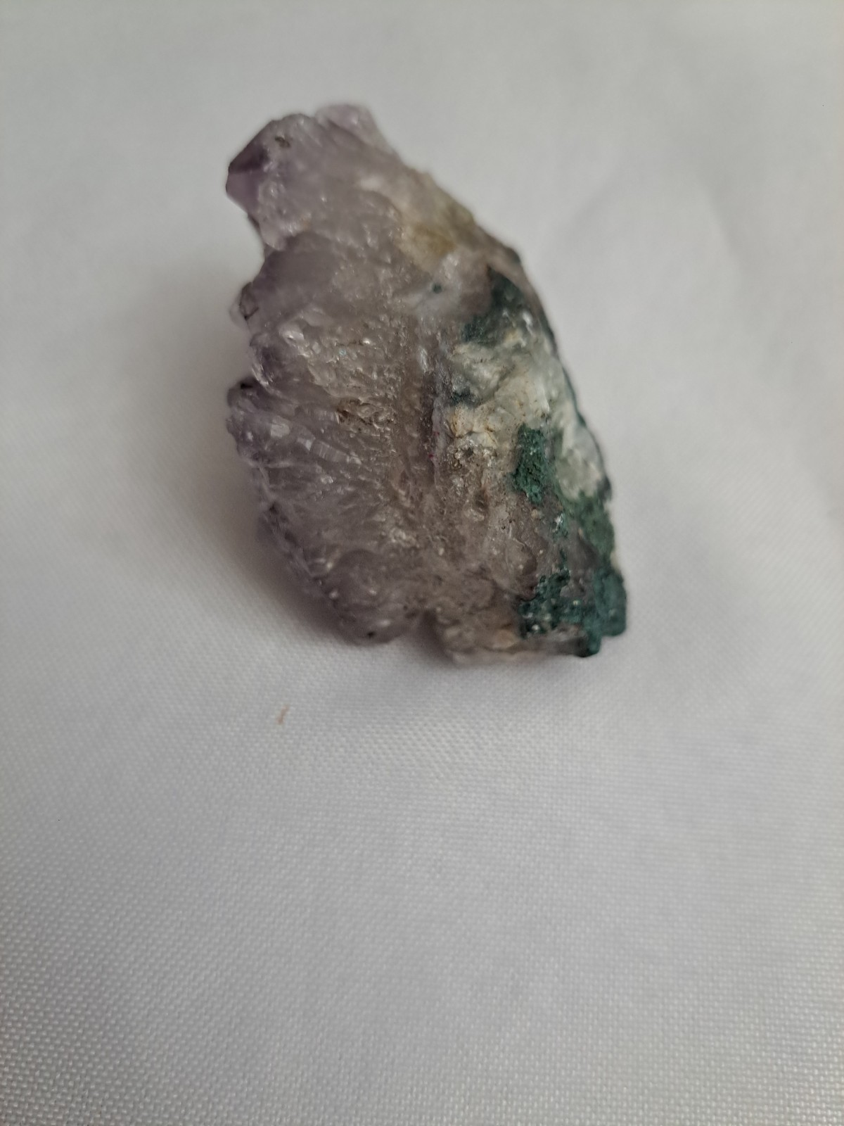 Natural Amethyst Light Purple Beautiful QUARTZ Geode Crystal Cluster