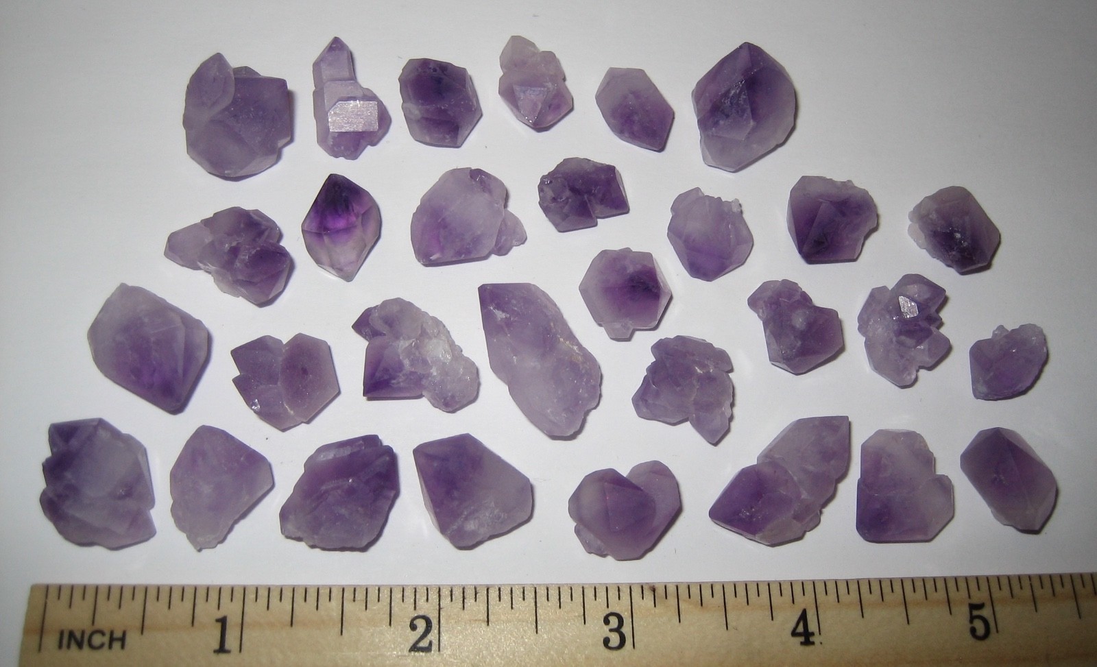 30 SMALL NATURAL ROUGH 0.5″- 0.75″ LIGHT PURPLE AMETHYST CRYSTALS ~ 73.3g *6