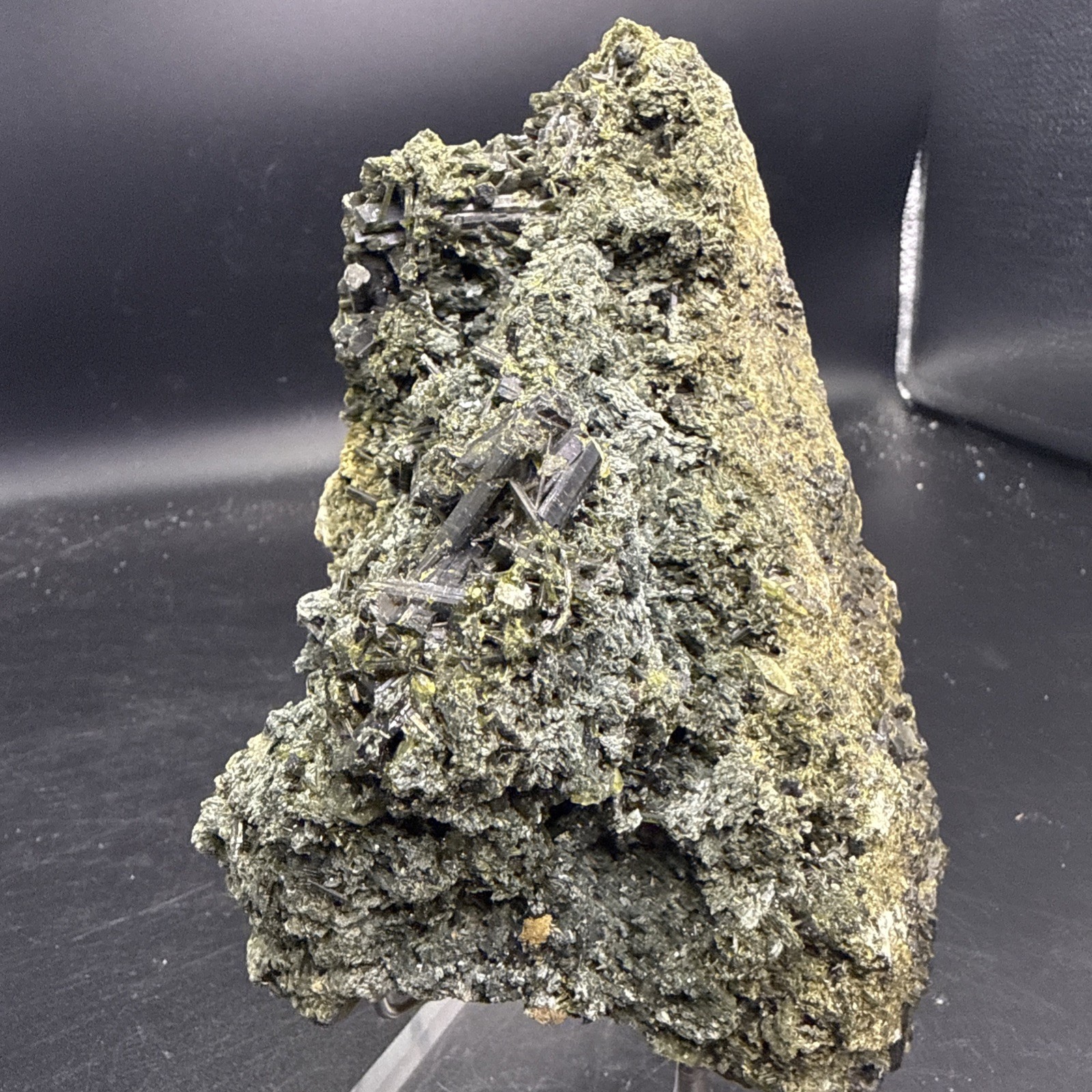 2.5 Lb Large Natural Epidote On Matrix From Pakistan. A+ Specimen,Minerals,Gems.