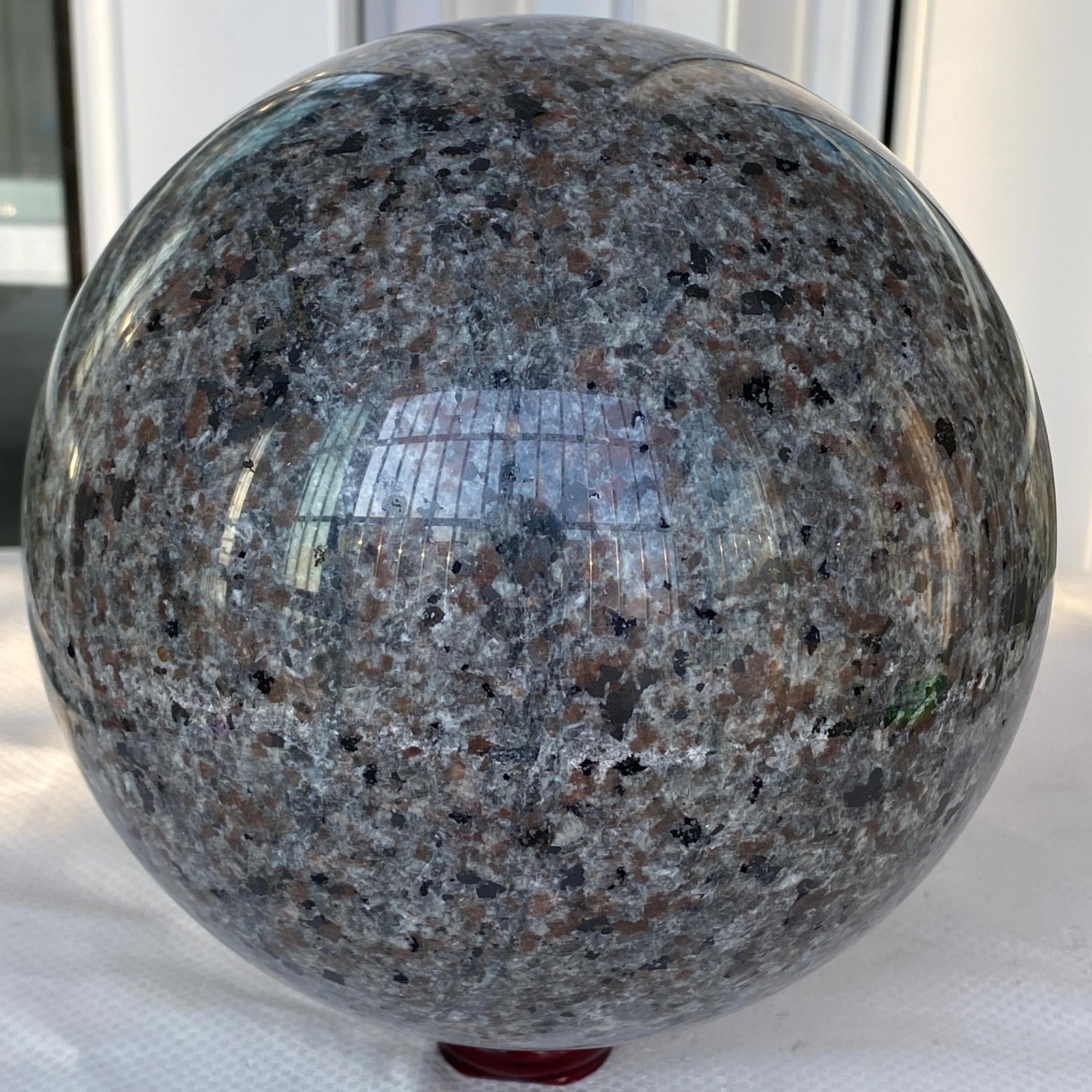 Natural Flame’s stone Sphere crystal ball reiki healing 5660G UV Reactivecrystal
