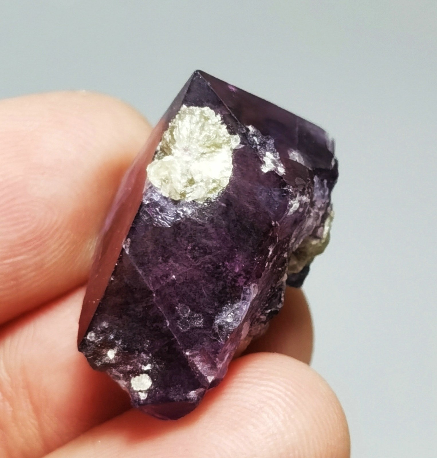 Rare Natural Purple Octagonal Fluorite Mineral Specimen China