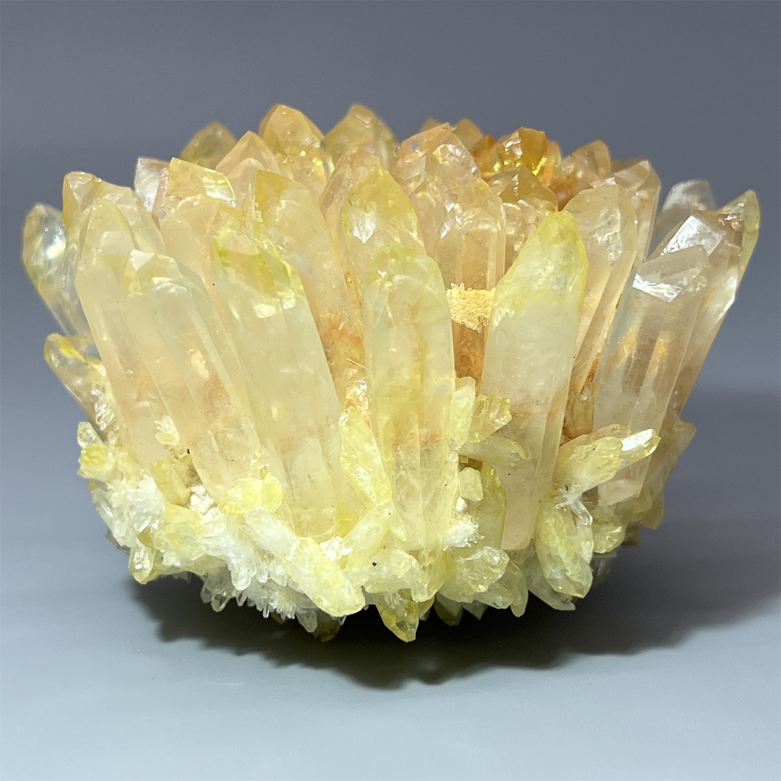 290g+ New Find yellow Phantom Quartz Crystal Cluster Mineral Specimen Random 1PC