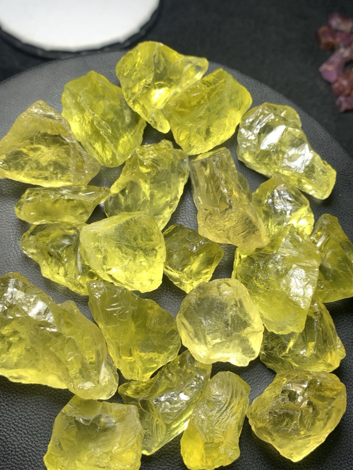214 Grams Beautiful Yellow Colour Facet Grade Lemon Quartz From Africa
