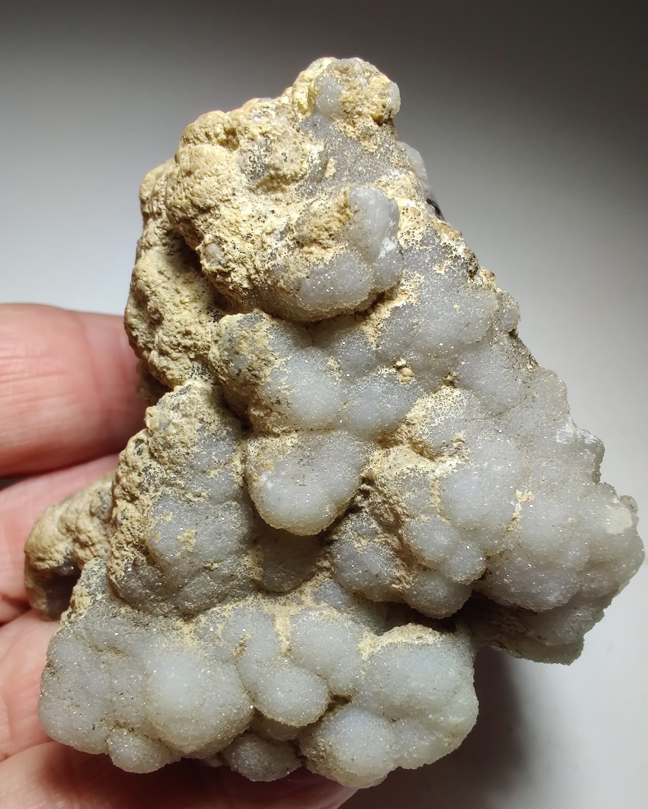 Excellent Youngite specimen, fluorescent. Guernsey, Wyoming. 232 grams.