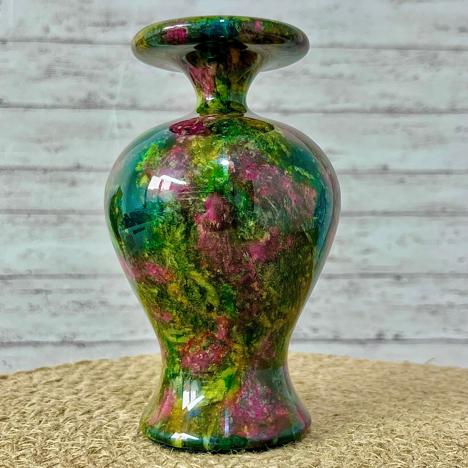 Small Neck Polychrome Jade Vase Single Stem Flower Arrangement Ornament 870 g