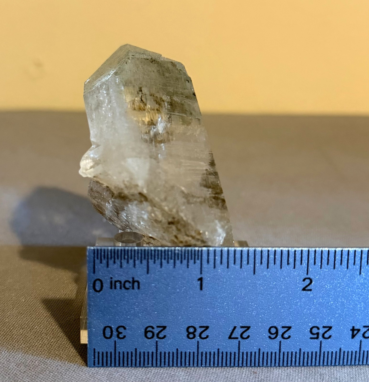 Himalayan Quartz Crystal with Chlorite Inclusions – Unpolished – Rainbow