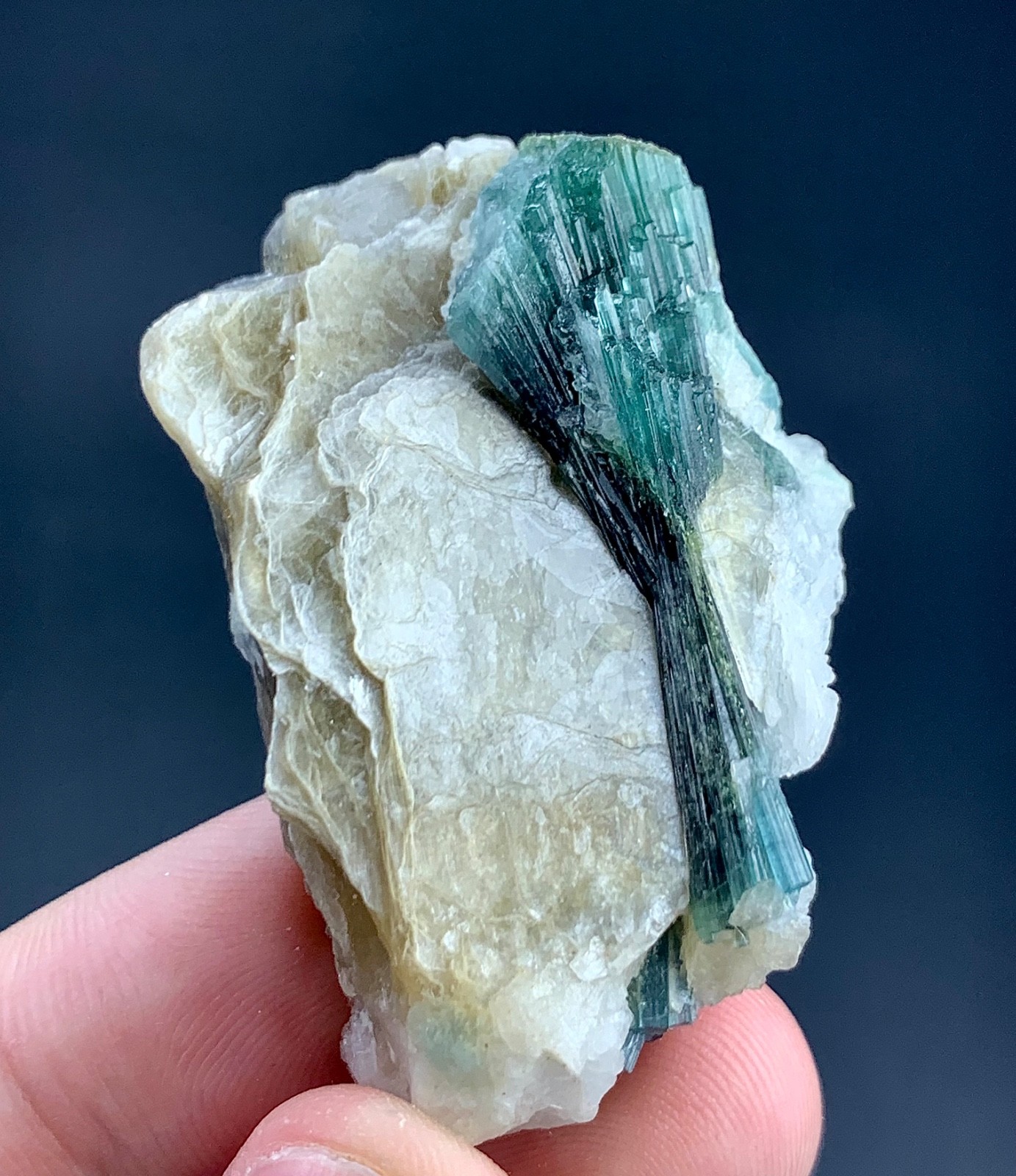 Indicolite Tourmaline Crystal Specimen From Afghanistan Carat_118