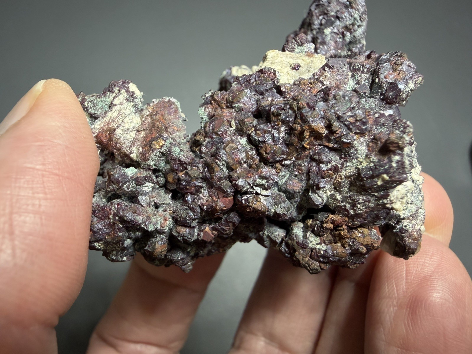 Cuprite Crystals – Bisbee Arizona United States – 6.3x4x4cm 141g Nice!
