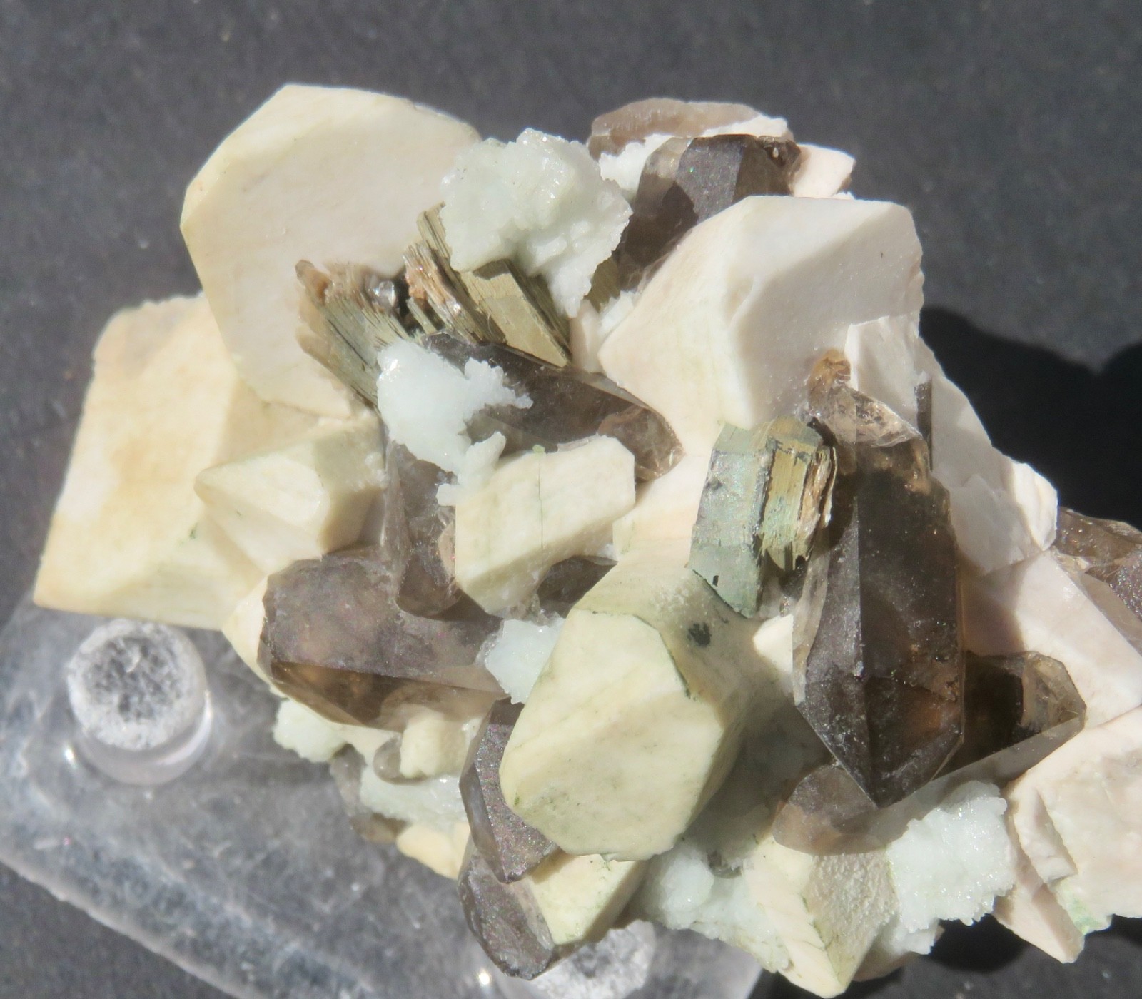 MICROCLINE, ALBITE, SMOKY QUARTZ CRYSTALS – MOAT MOUNTAIN – CONWAY, N.H.