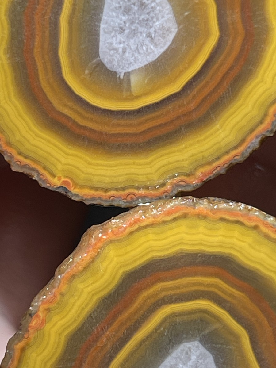 1pair China Agate Crystal Geodes Slices Natural Warring States Red 76g A43