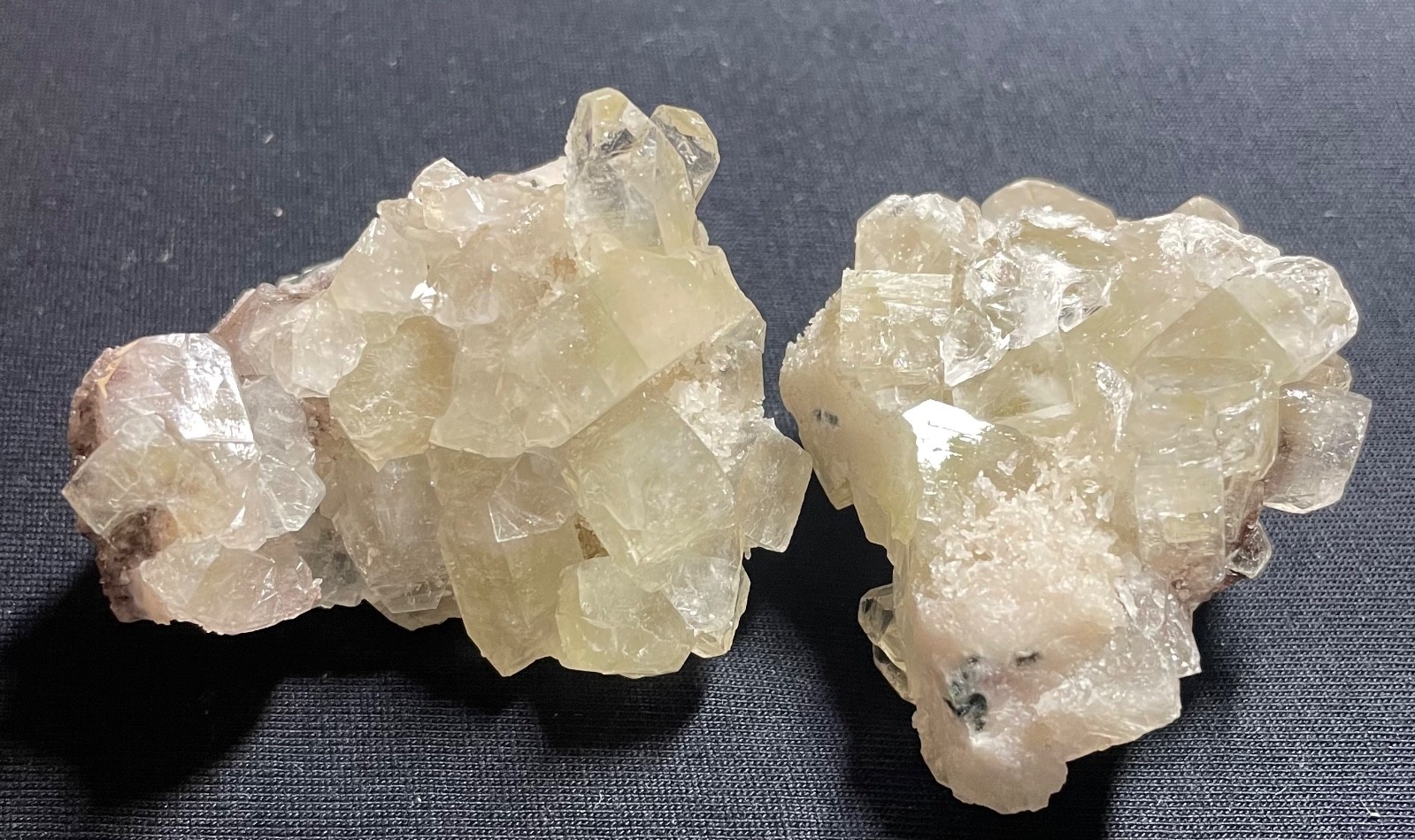 2 pieces Natural Apophyllite cluster crystal stone 143 gr 6x5x4 cm