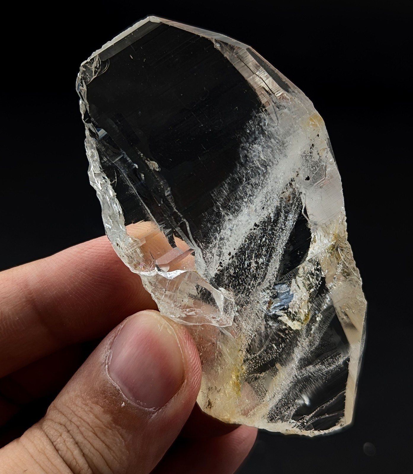 Tabular Quartz Crystal With Exceptional Eye Clean Clarity, Lustrous, Pak, 53g