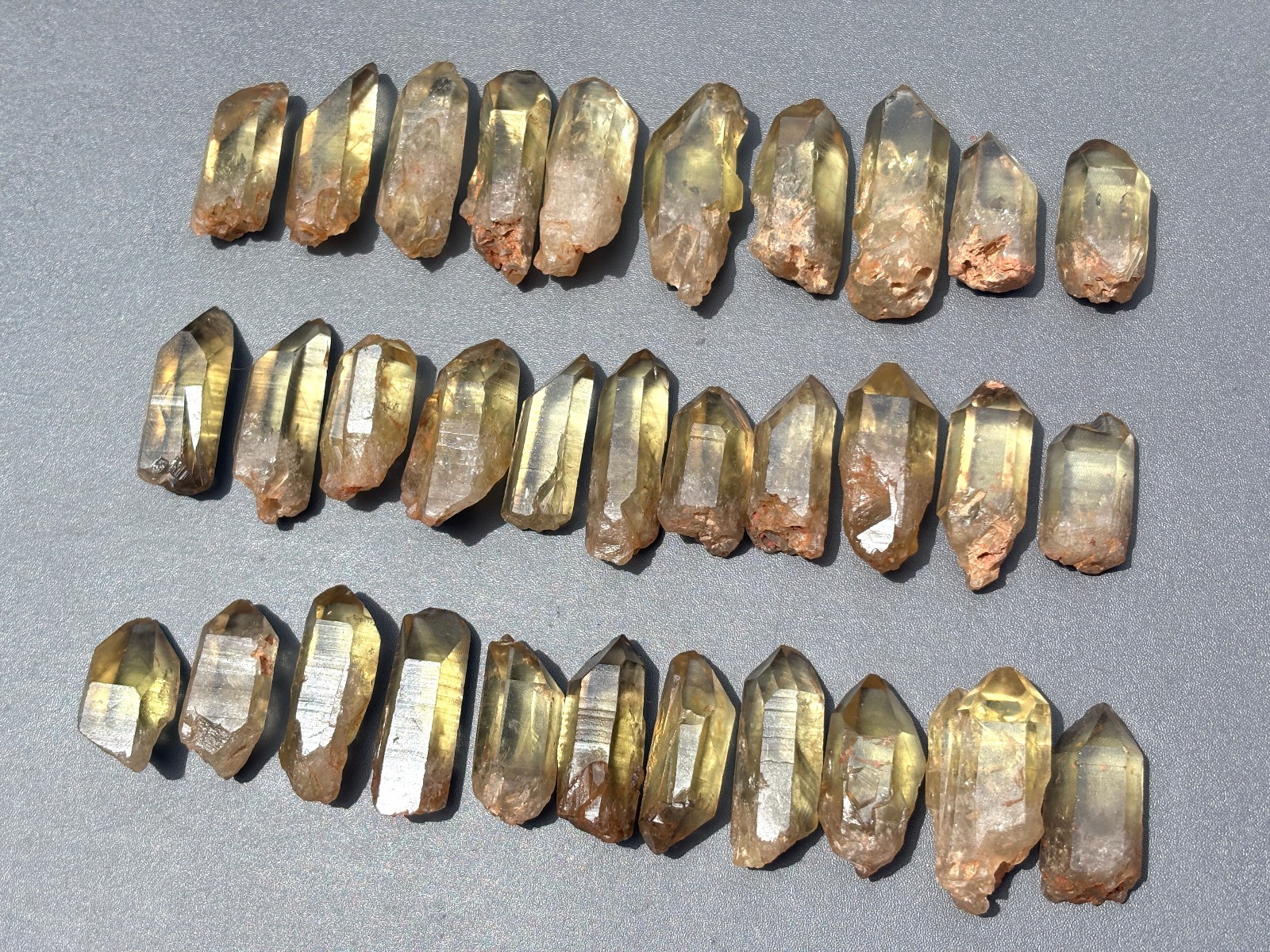 30pcs Tibet Himalayan Smoky Citrine Rough Quartz Crystal Point Wand Specimen