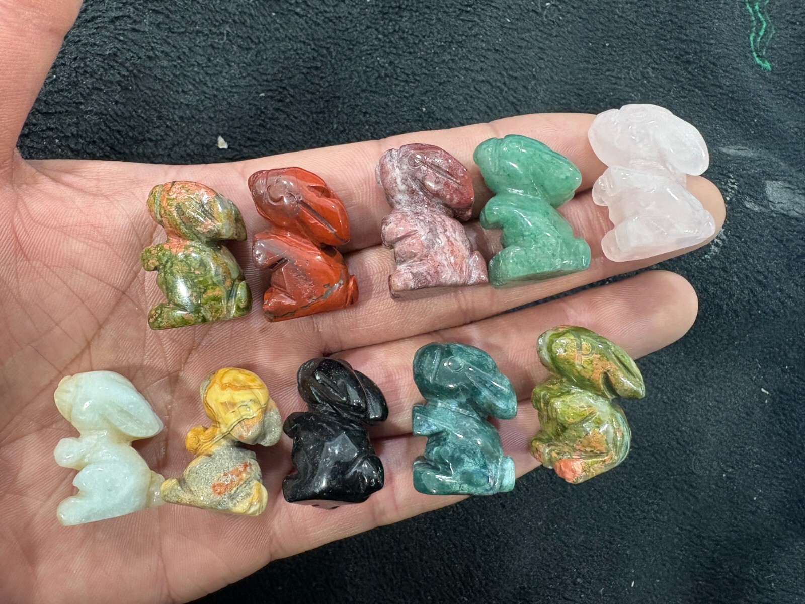5pc mixture Natural Quartz Carved Crystal Rabbit reiki gift Random 25mm