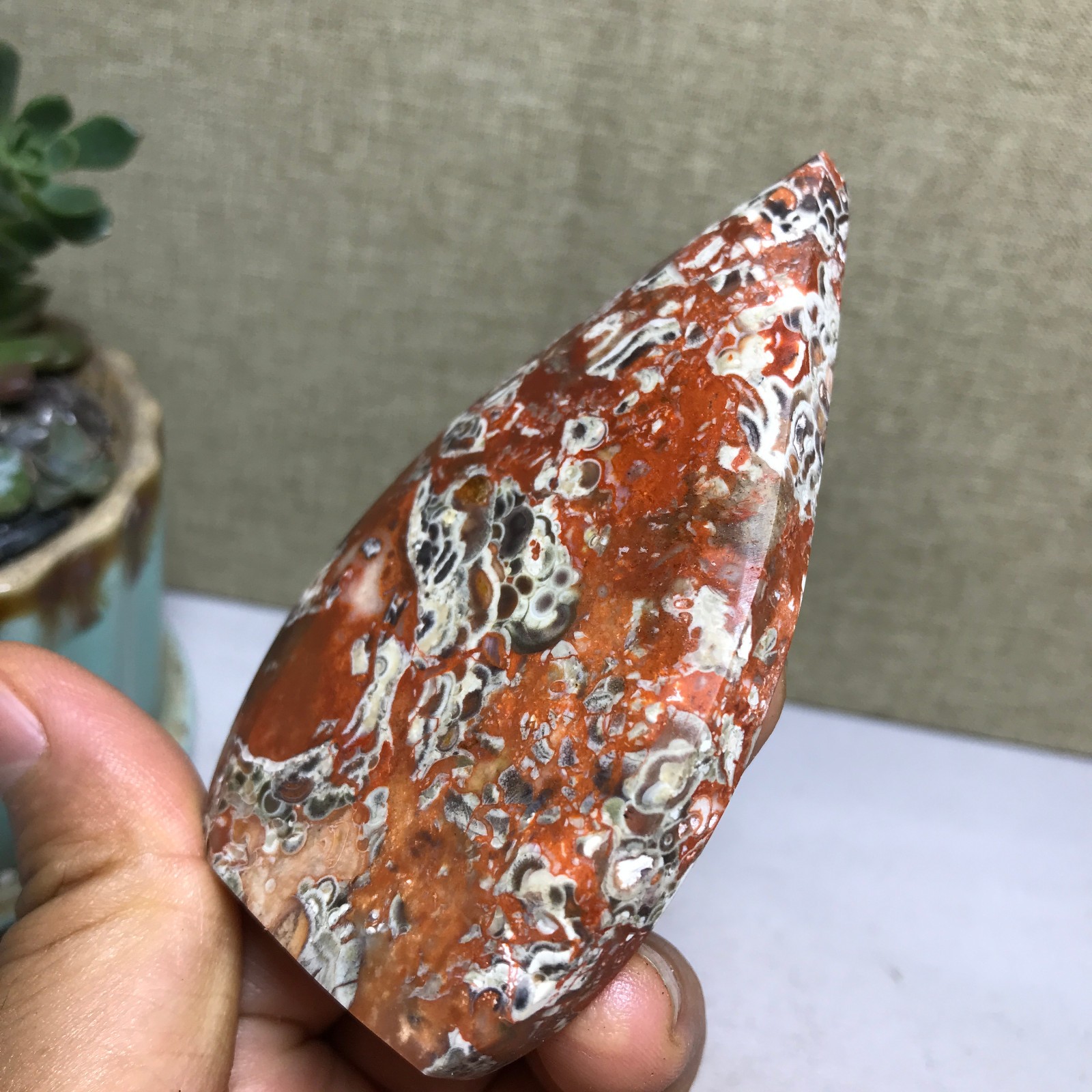 Natural Indonesian Bloodstone agate point leaf Crystal specimens 89g A5164
