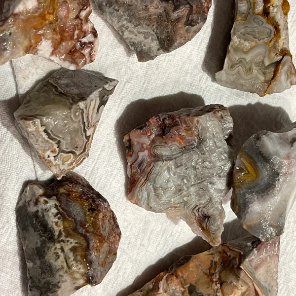 3Pcs Natural Mexican Crazy Lace Agate Rough Raw Stones Crystals Healing Specimen