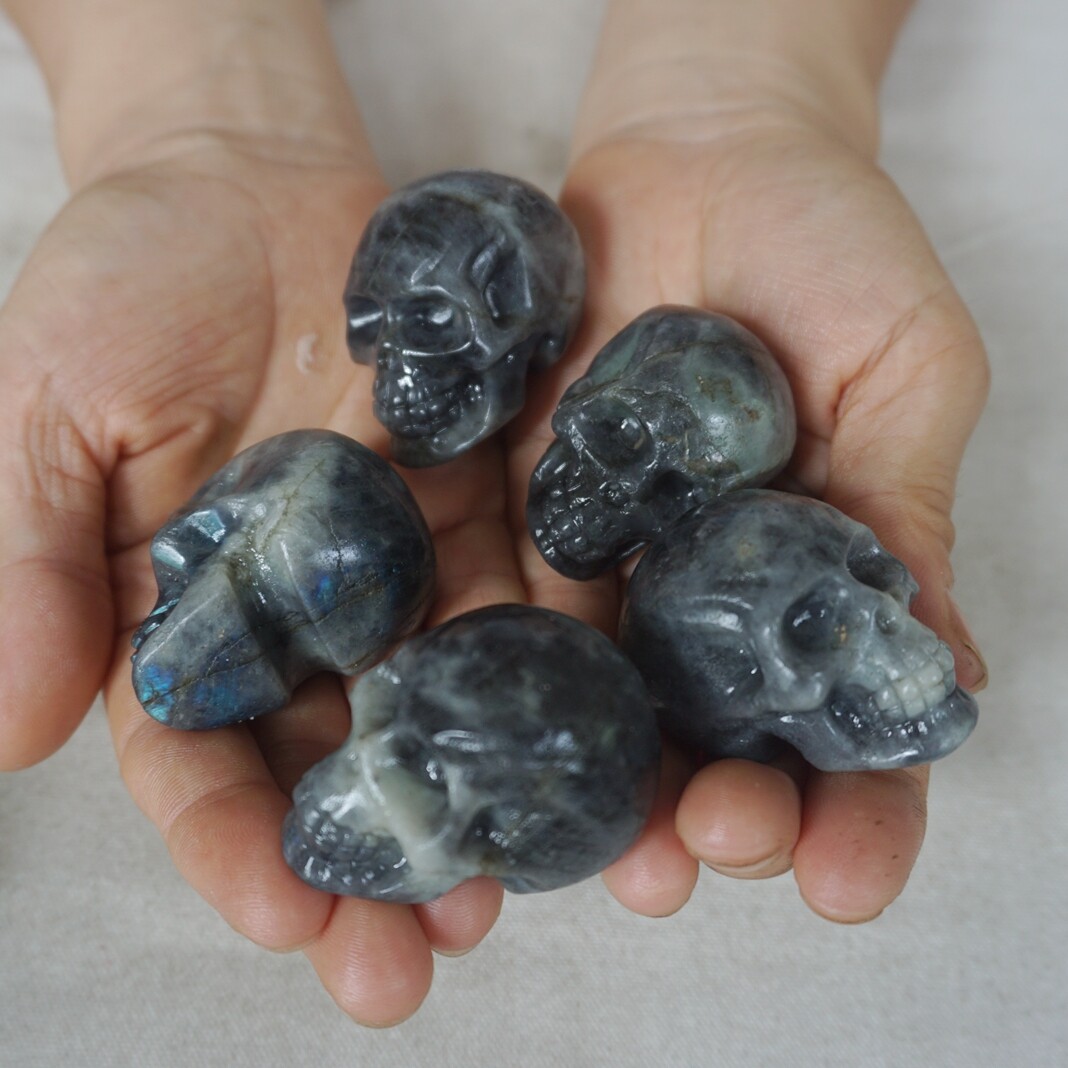 3LB 20 Small Natural Labradorite Quartz Crystal Skull Carving Head Healing 5cm