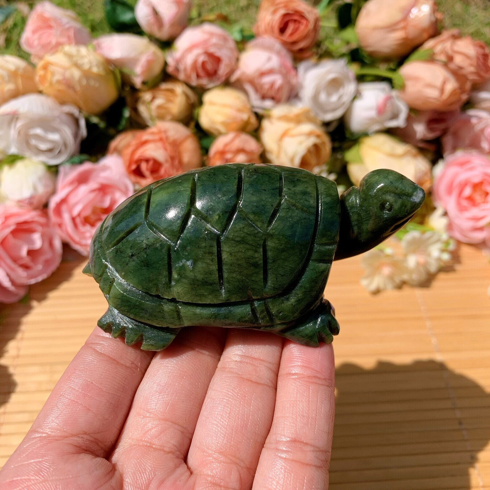 Nephrite Jade Turtle Crystal Carving Hand Carved Figurine Lucky Home Decor Gifts