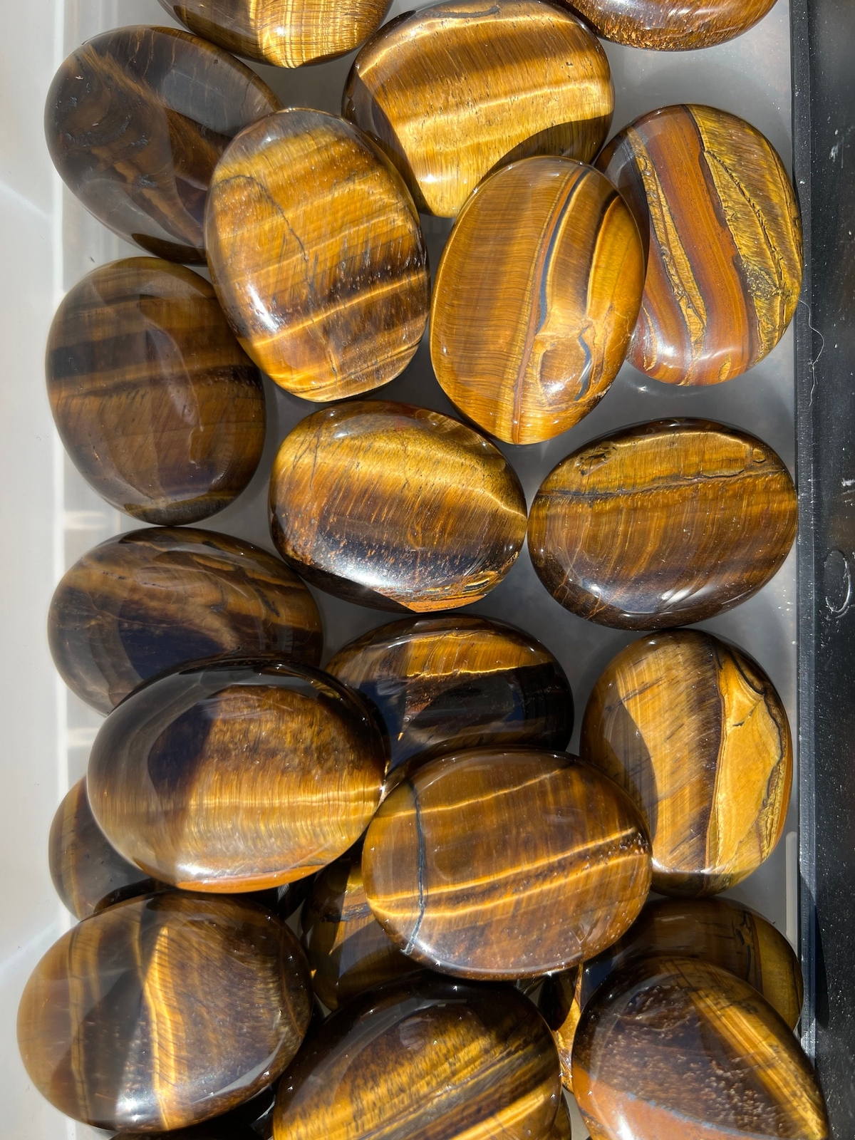 Tigers Eye Worry Stone – Natural Tigers Eye Palm Stone from South Africa