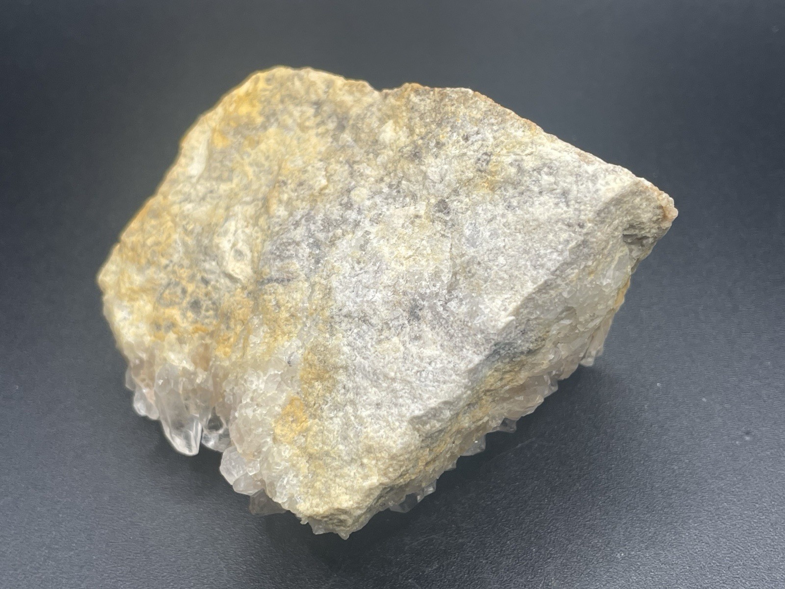Golden Healer Quartz Cluster 141g