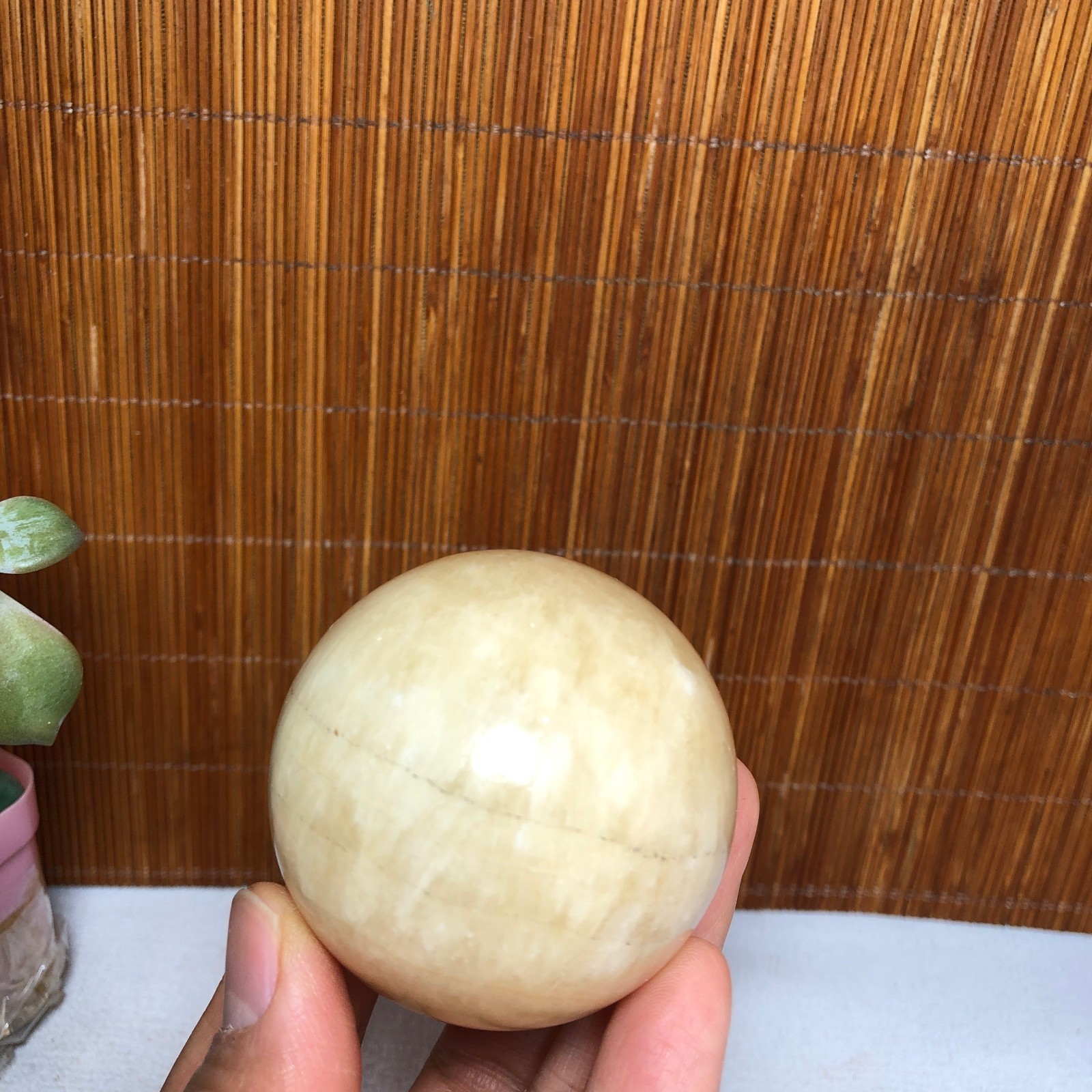 50mm Natural polished Yellow Gream Jade Semi-precious Ball sphere 195g A2020