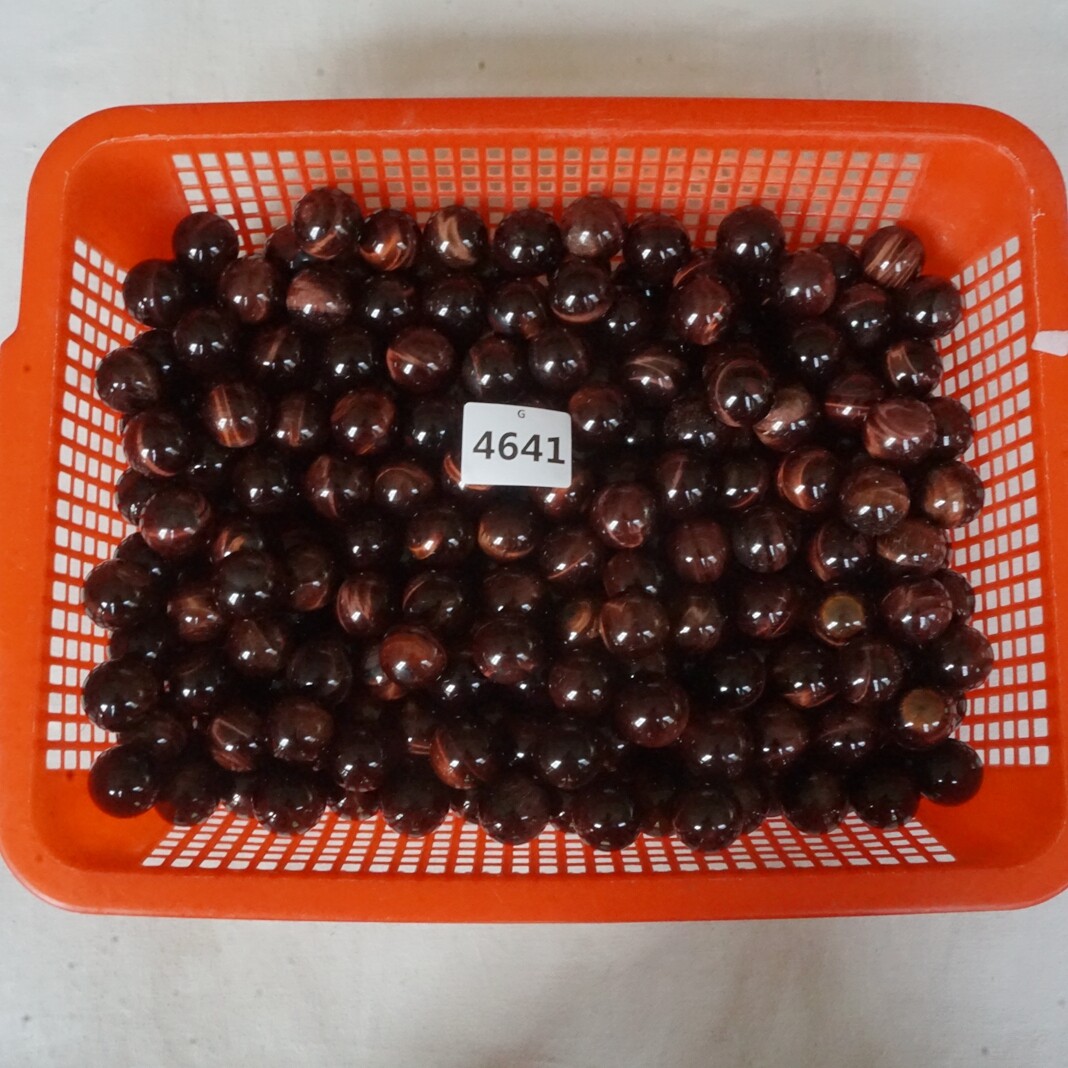 2.2LB 42Pcs Natural Red Tiger Eye Quartz Crystal Sphere Ball Healing 24-26mm
