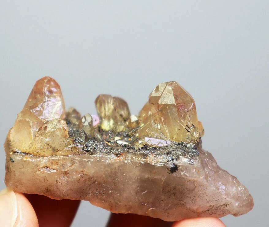 Natural Original Golden Hair Rutilated Quartz Crystal Cluster Mineral Specimen