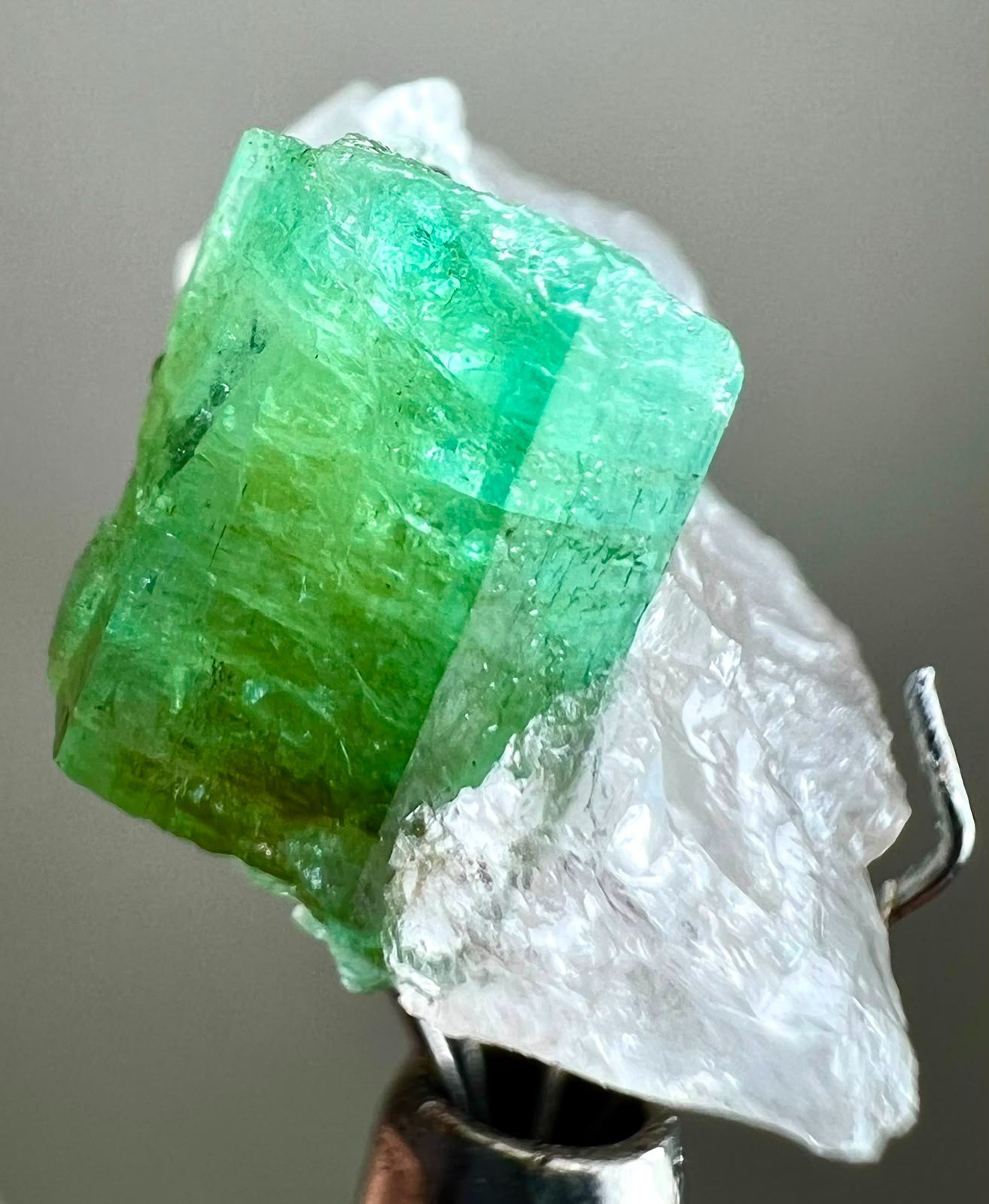 9 Ct , Beryal Var!! Beautiful Natural Emerald Crystal on Quartz From Chitral@PAK