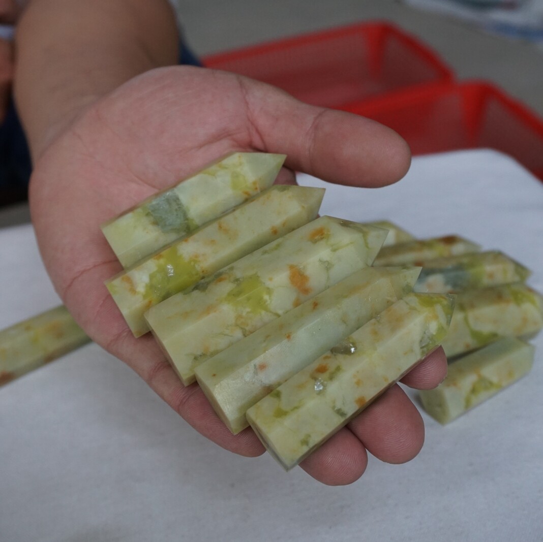 12 Pieces 1kg Natural Yellow Jade Crystal Tower Point Obelisk Polished Healing