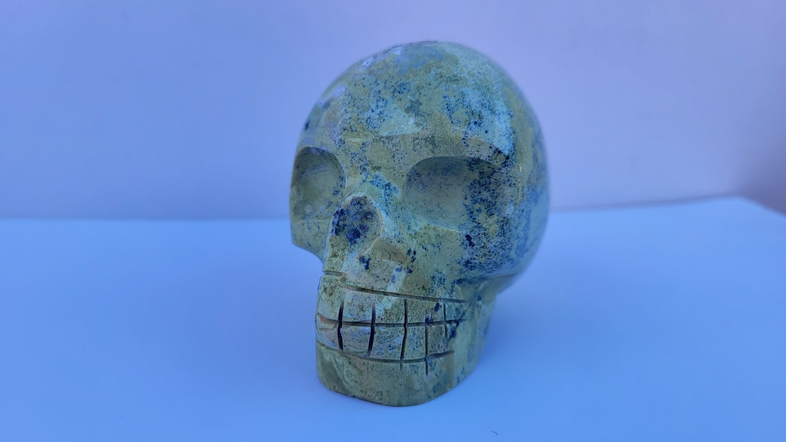 2.2″ GREEN SERPENTINE CARVED AND POLISHED SKULL – PERU