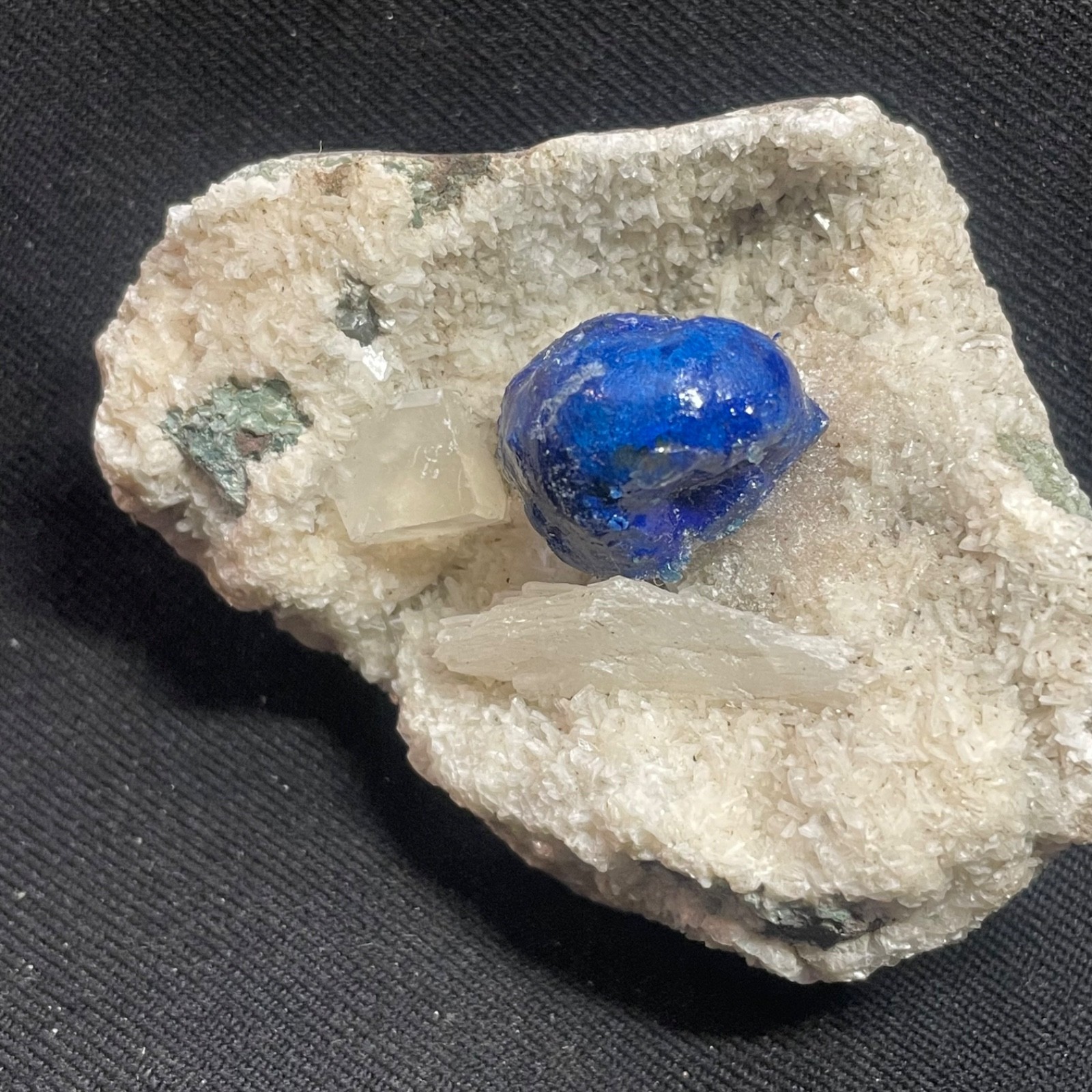 Cavansite and calcite crystal W/ quartz in mm stunning specimen [REPAIR]