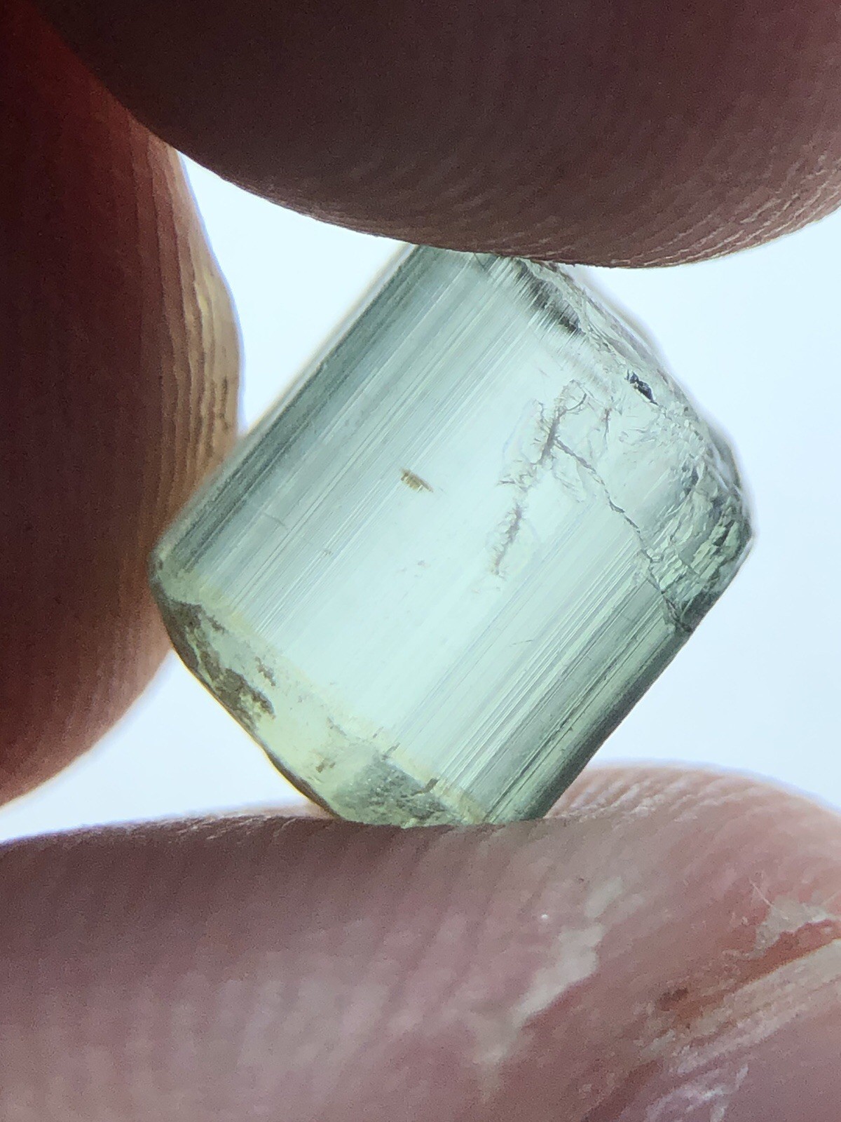 Facet Rough Tourmaline From Afghanistan. 4 Ct Clarity Eye Clean C-axis Open.