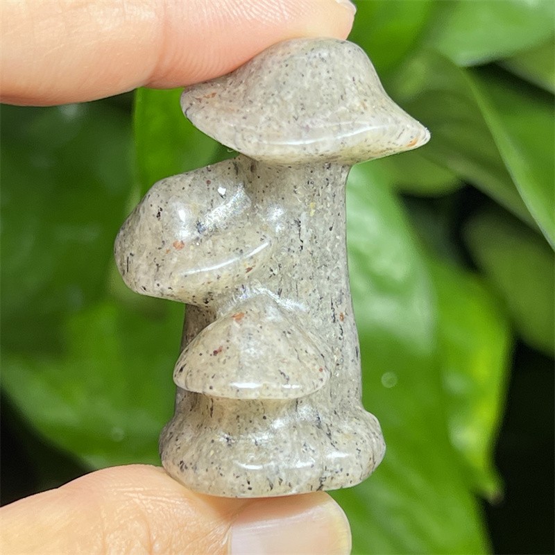 1pc Natural white Phantom Mushroom Skull gem Quartz Crystal Skull Random 1.5″