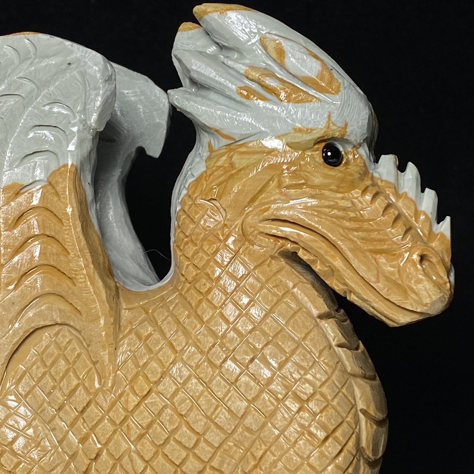 Natural Cluster Quartz Mineral Specimen Songhua Stone Handcarved flying dragon