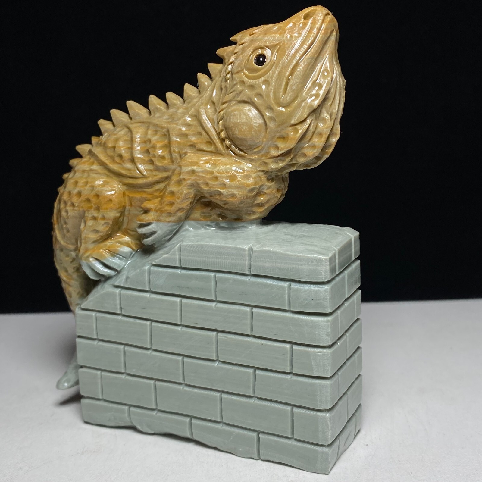 Natural Crystal Quartz Mineral Specimen Songhua Stone Handcarved Lizard Gift